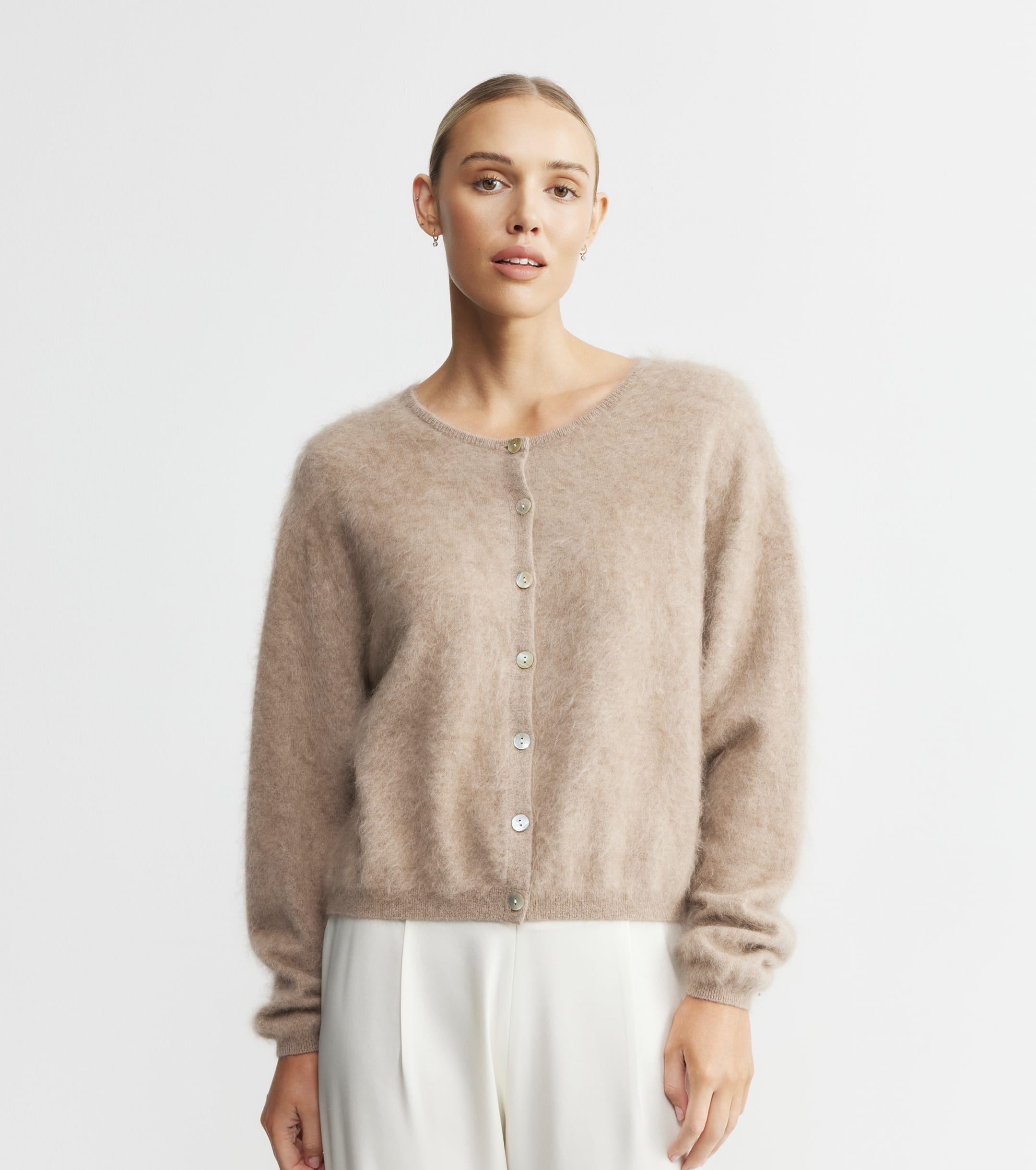 Brushed Cashmere Relaxed Cardigan - Walnut