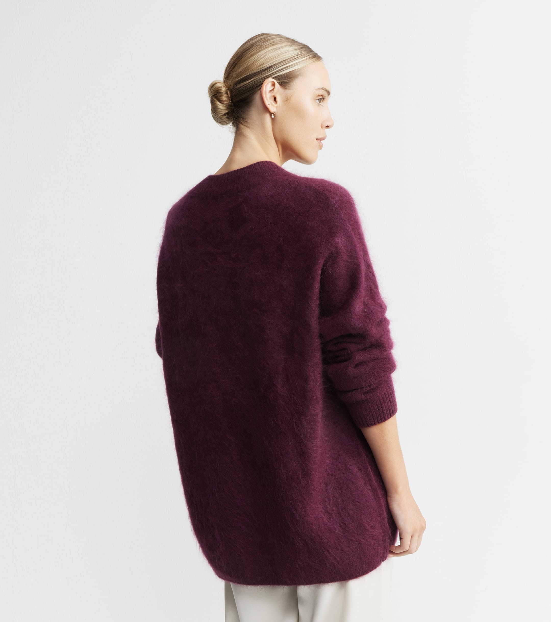 Brushed Cashmere Relaxed V Sweater - Burgundy
