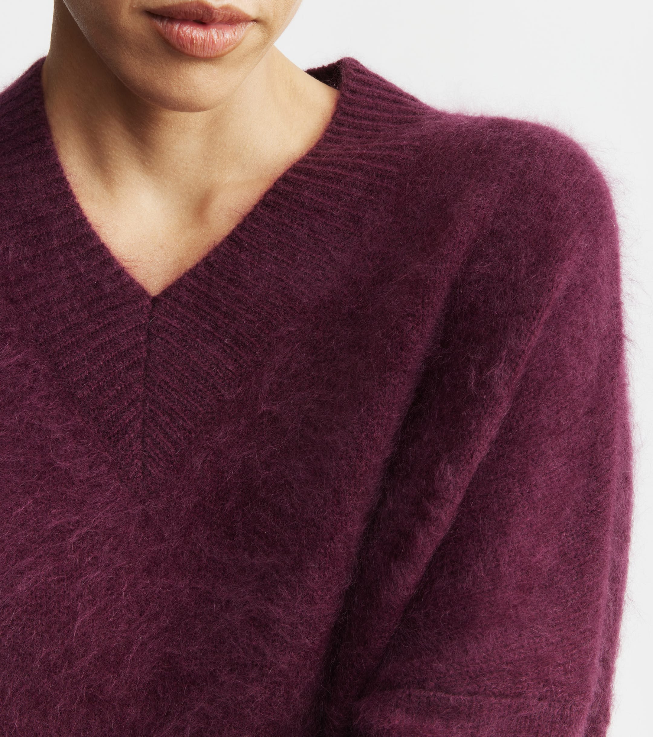 Brushed Cashmere Relaxed V Sweater - Burgundy