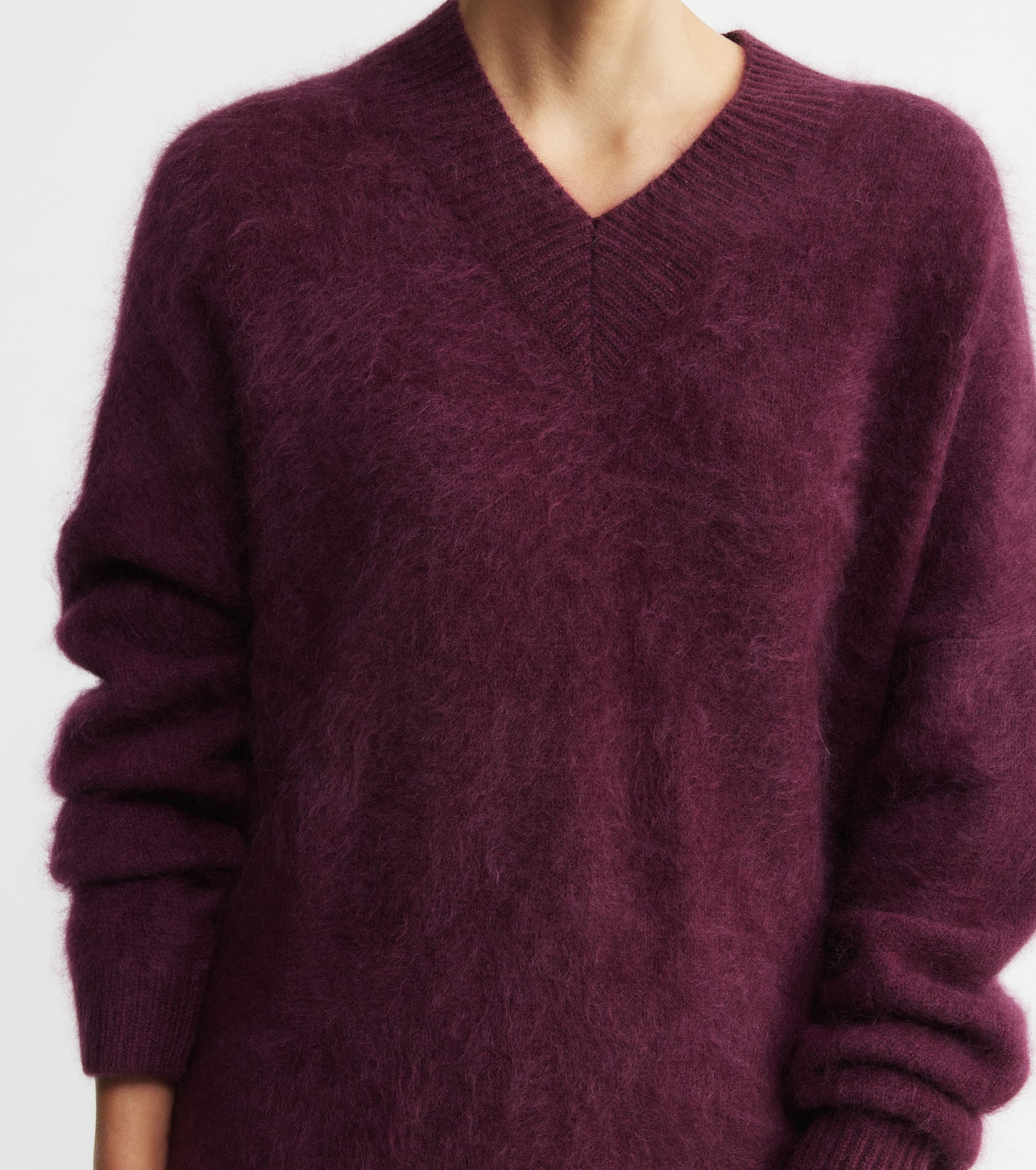 Brushed Cashmere Relaxed V Sweater - Burgundy