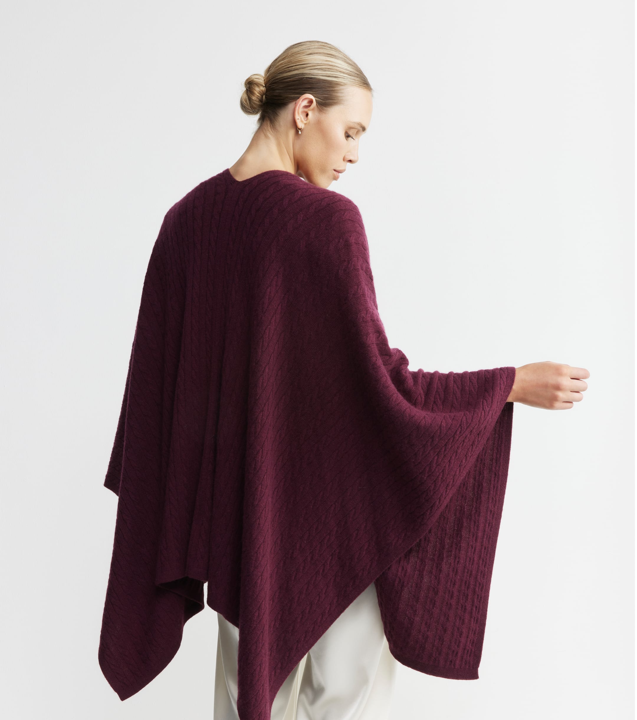 Cashmere Cable Cape - Burgundy