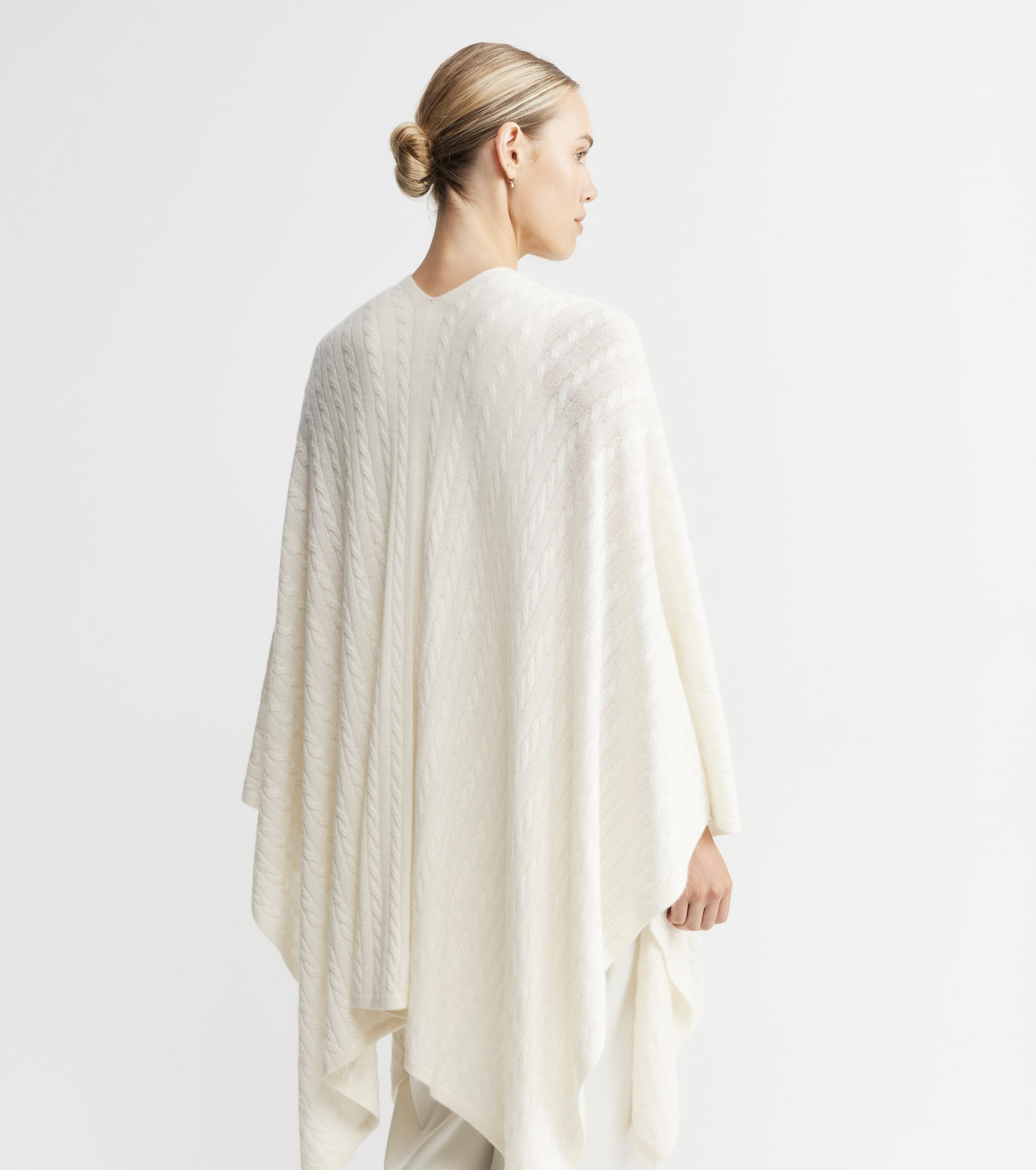 Cashmere Cable Cape - Cream