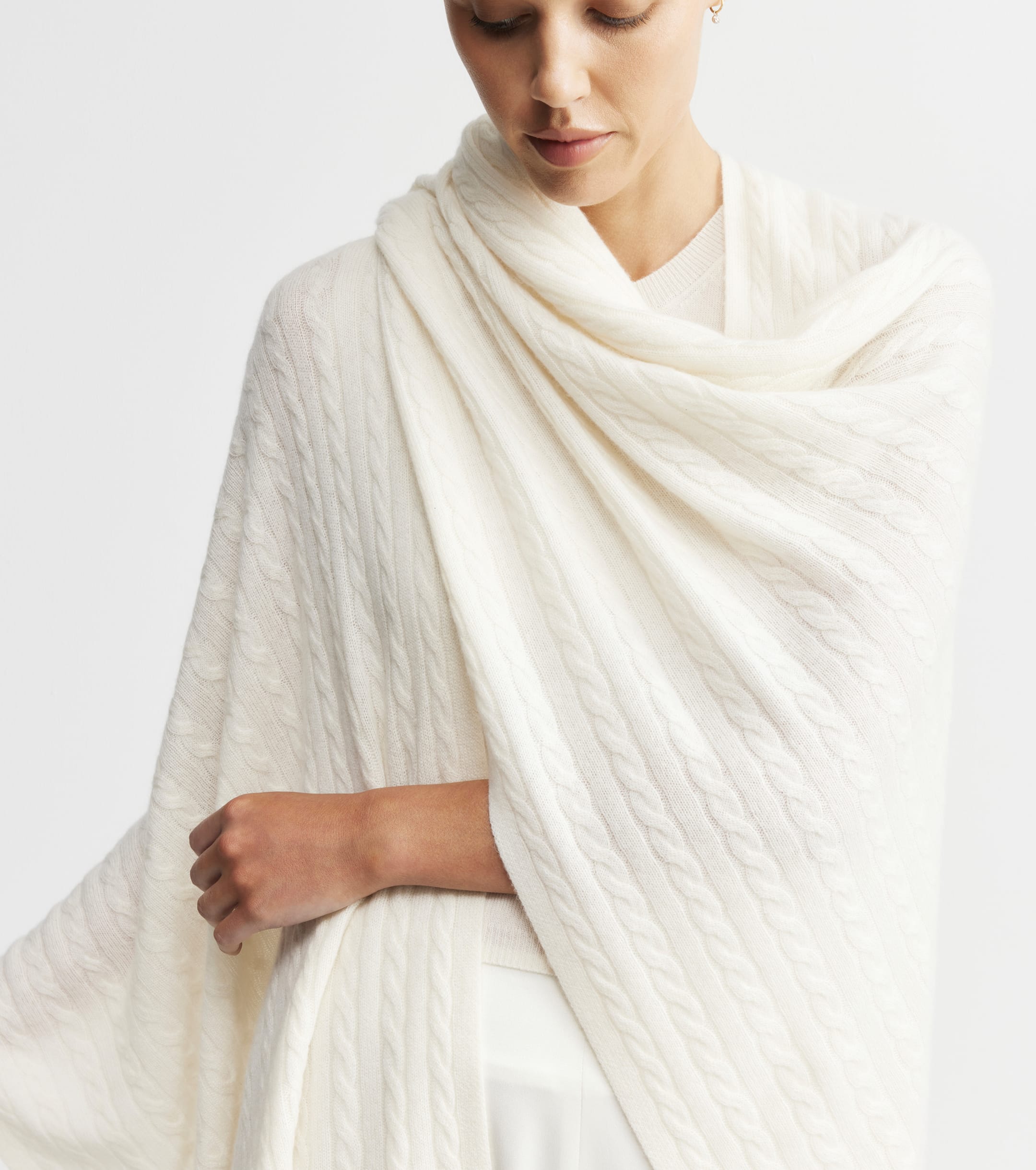 Cashmere Cable Cape - Cream