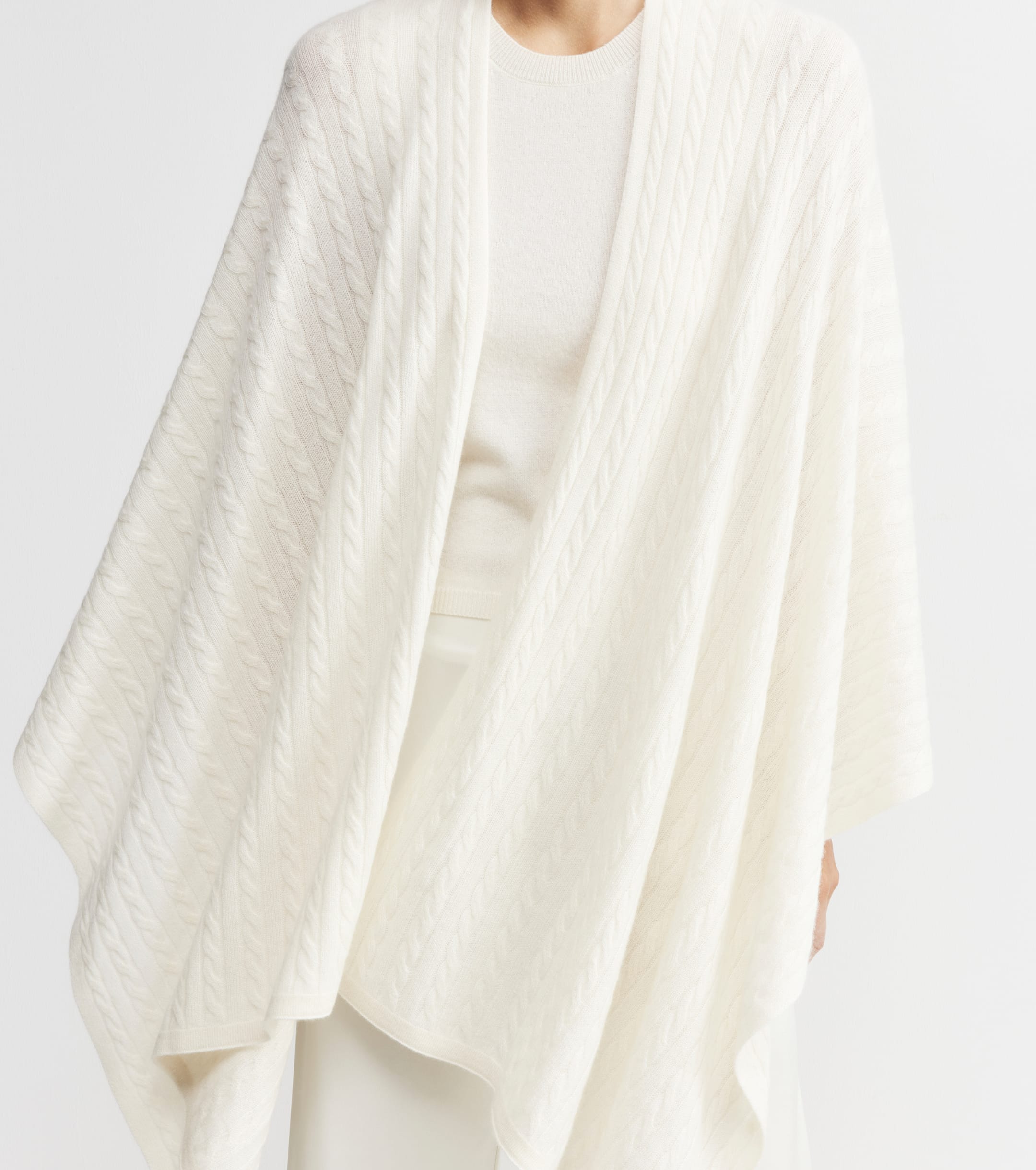 Cashmere Cable Cape - Cream