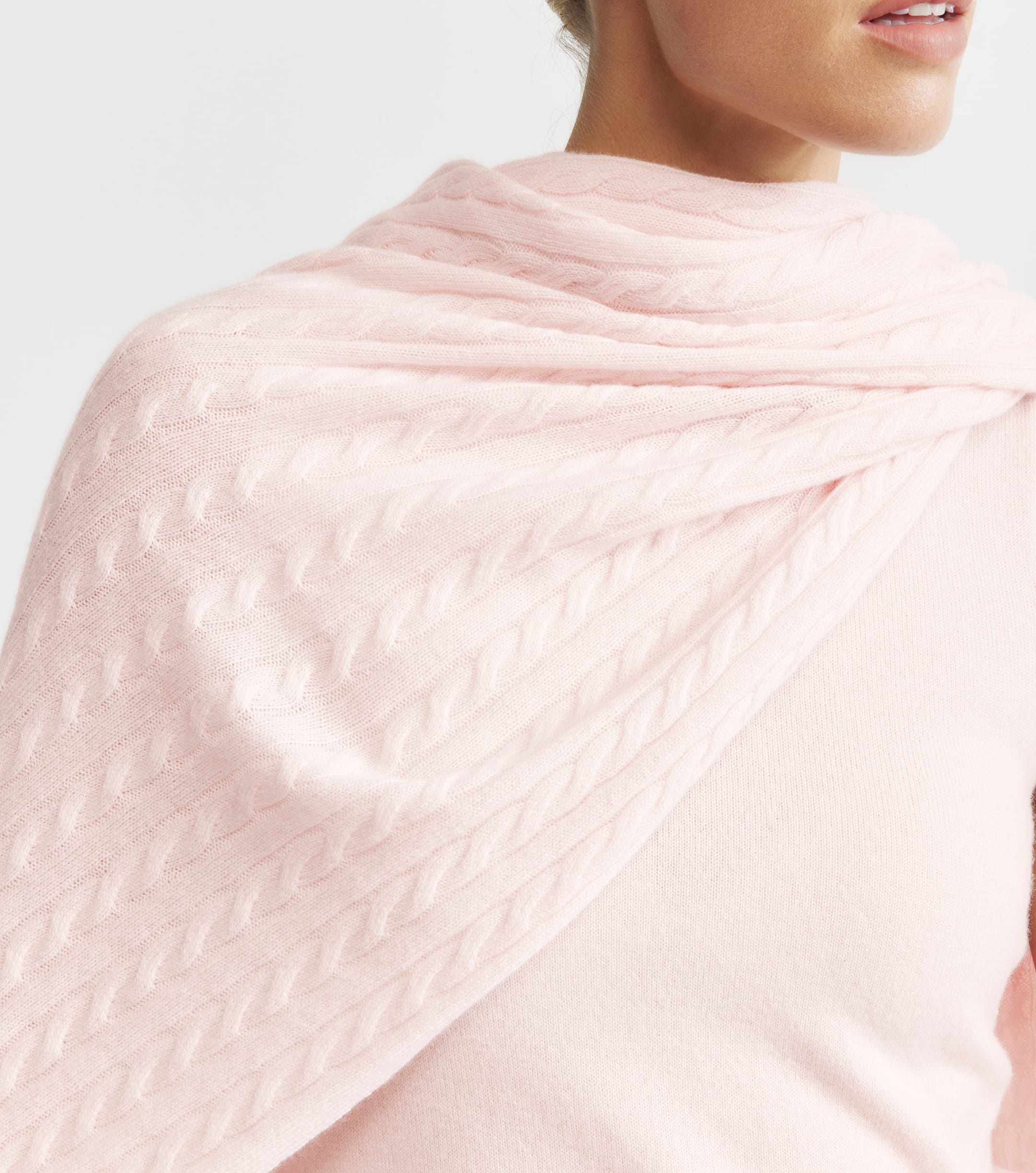 Cashmere Cable Travel Wrap - Powder Pink