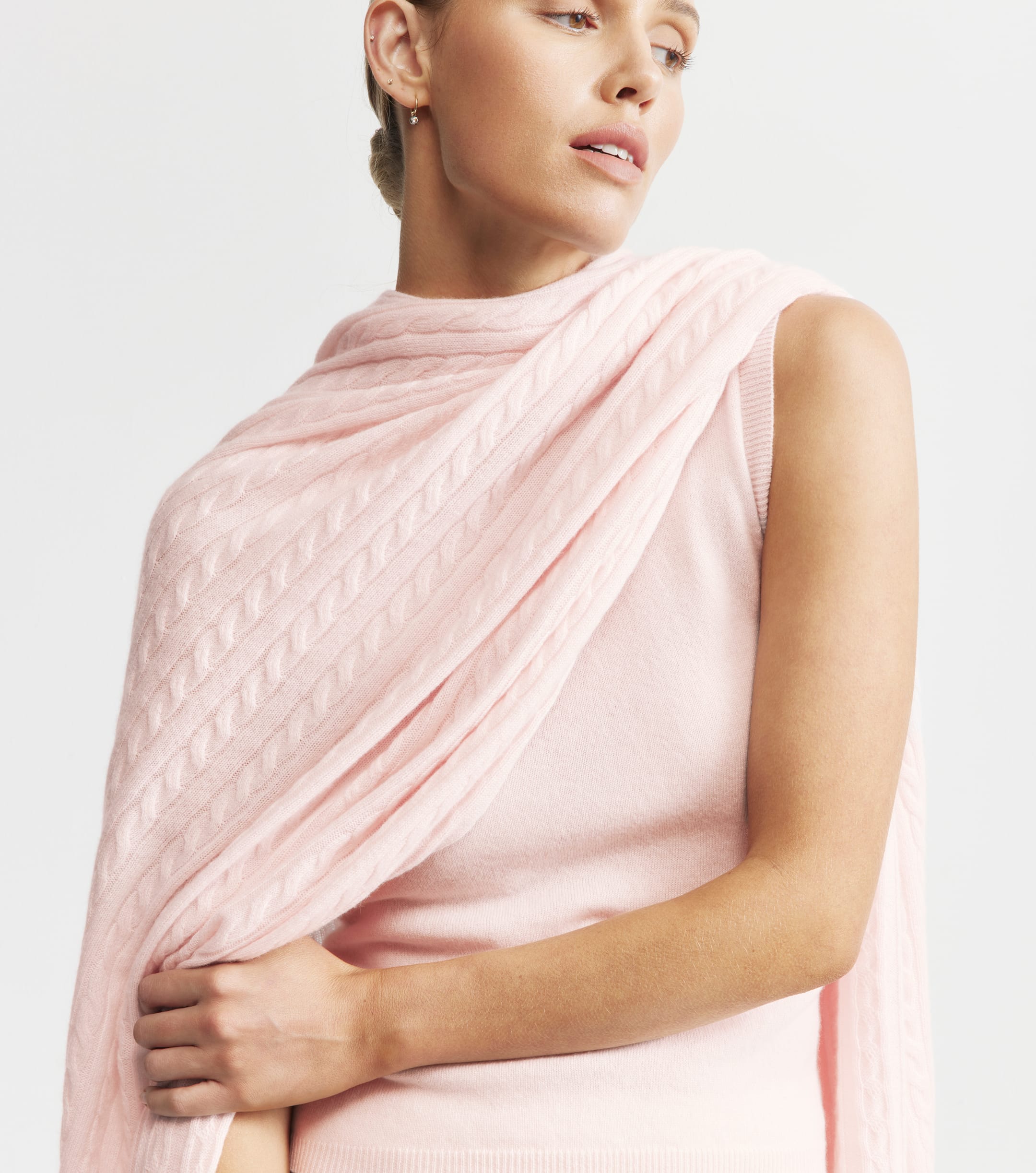Cashmere Cable Travel Wrap - Powder Pink
