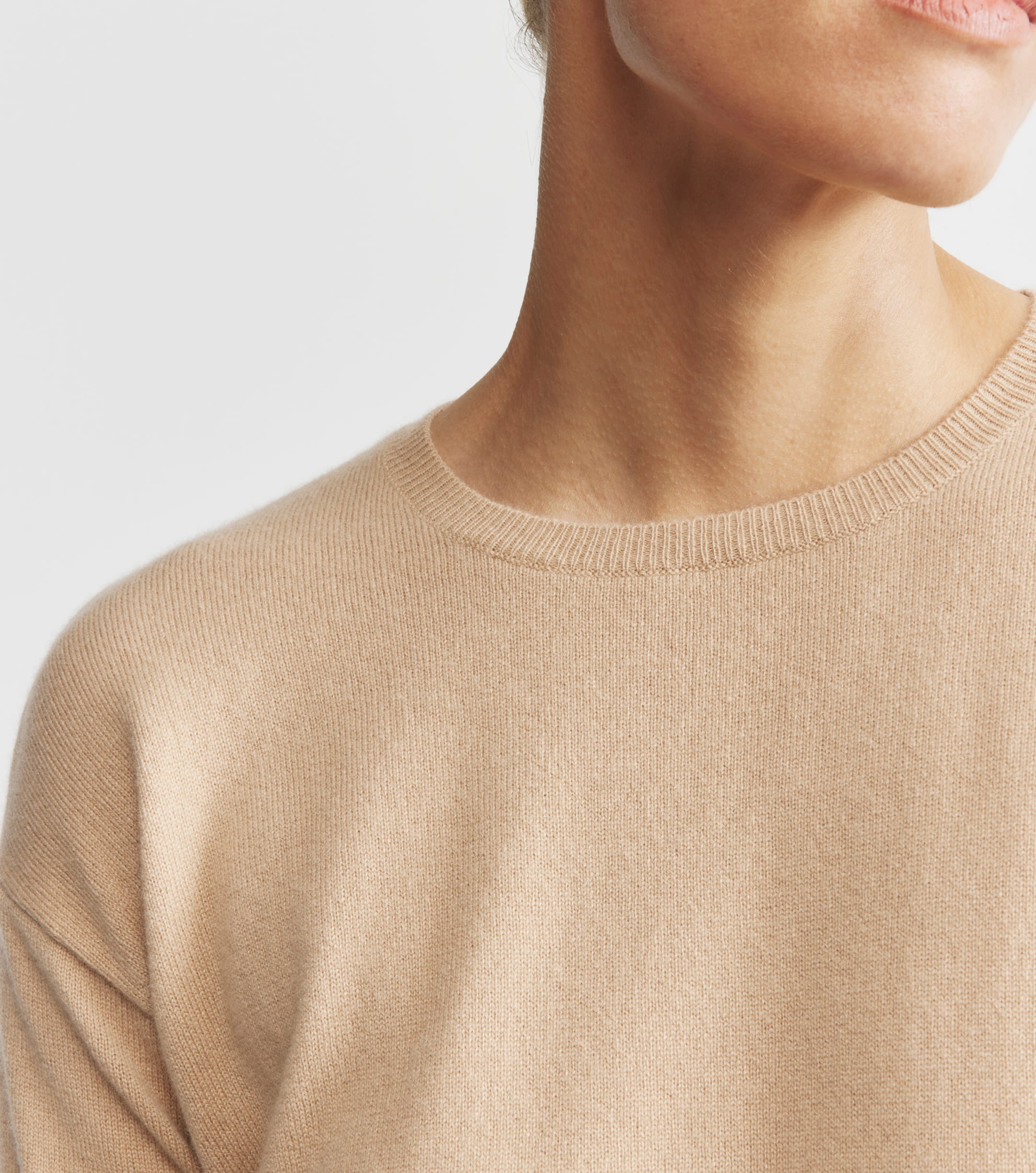 Essential Cashmere Crew Tee - Camel