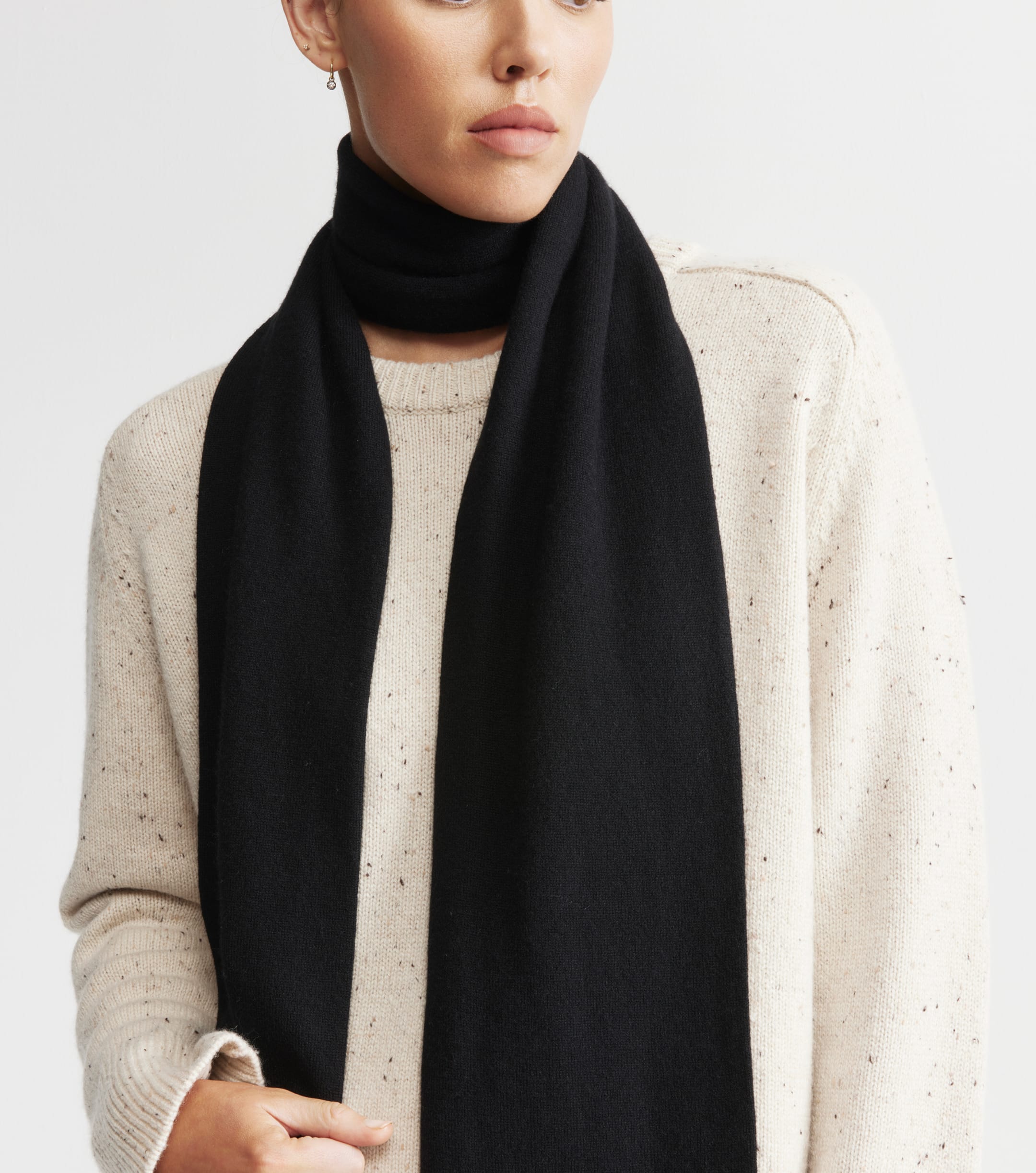 Cashmere Jacquard Scarf - Black