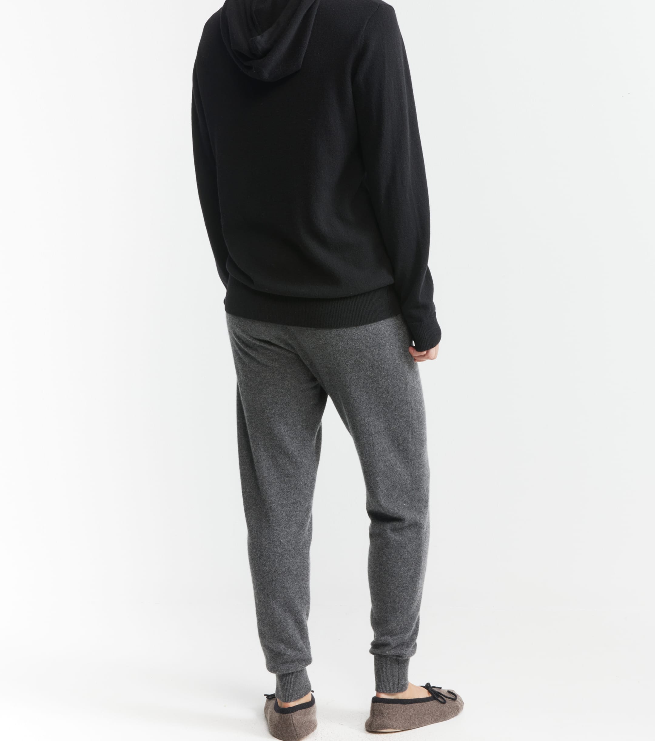 Essential Cashmere Jogger - Graphite