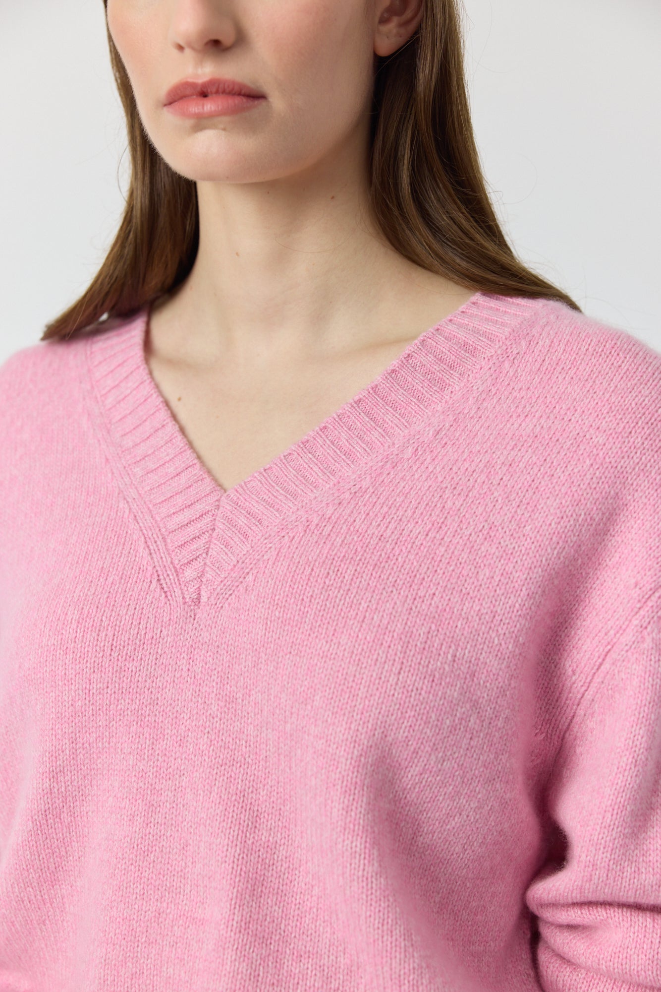 Luxe Cashmere V Neck Sweater - Pink Melange