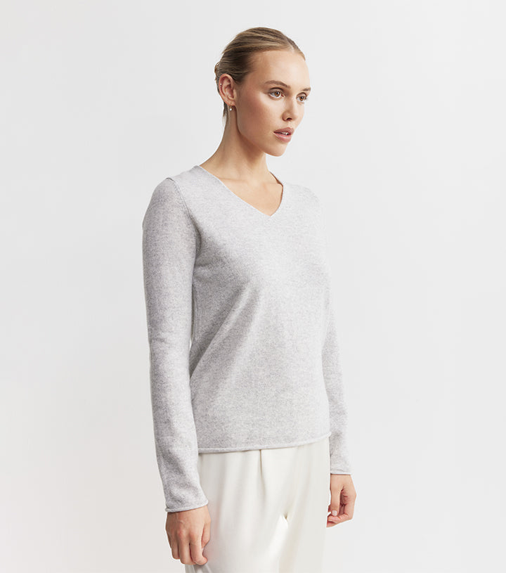 Essential Cashmere V Sweater - Grey Melange