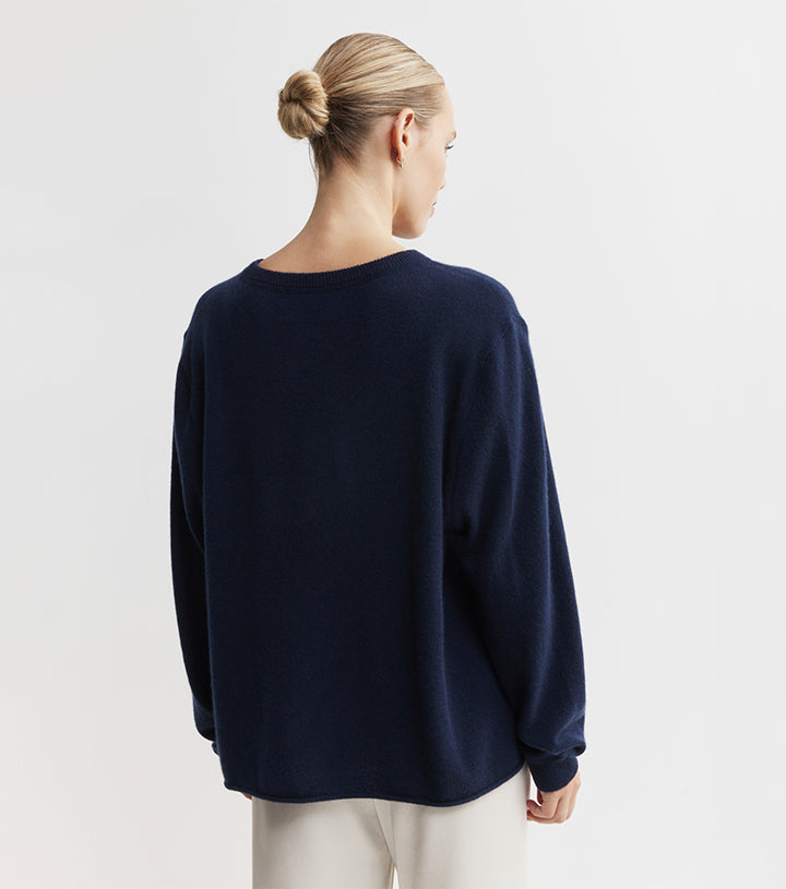 Cashmere Featherweight Oversize Crew - Navy