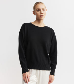 Essential Cashmere Relaxed Crew Neck - Black