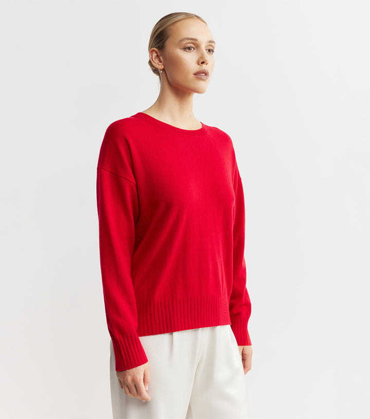 Essential Cashmere Relaxed Crew Neck  - Red