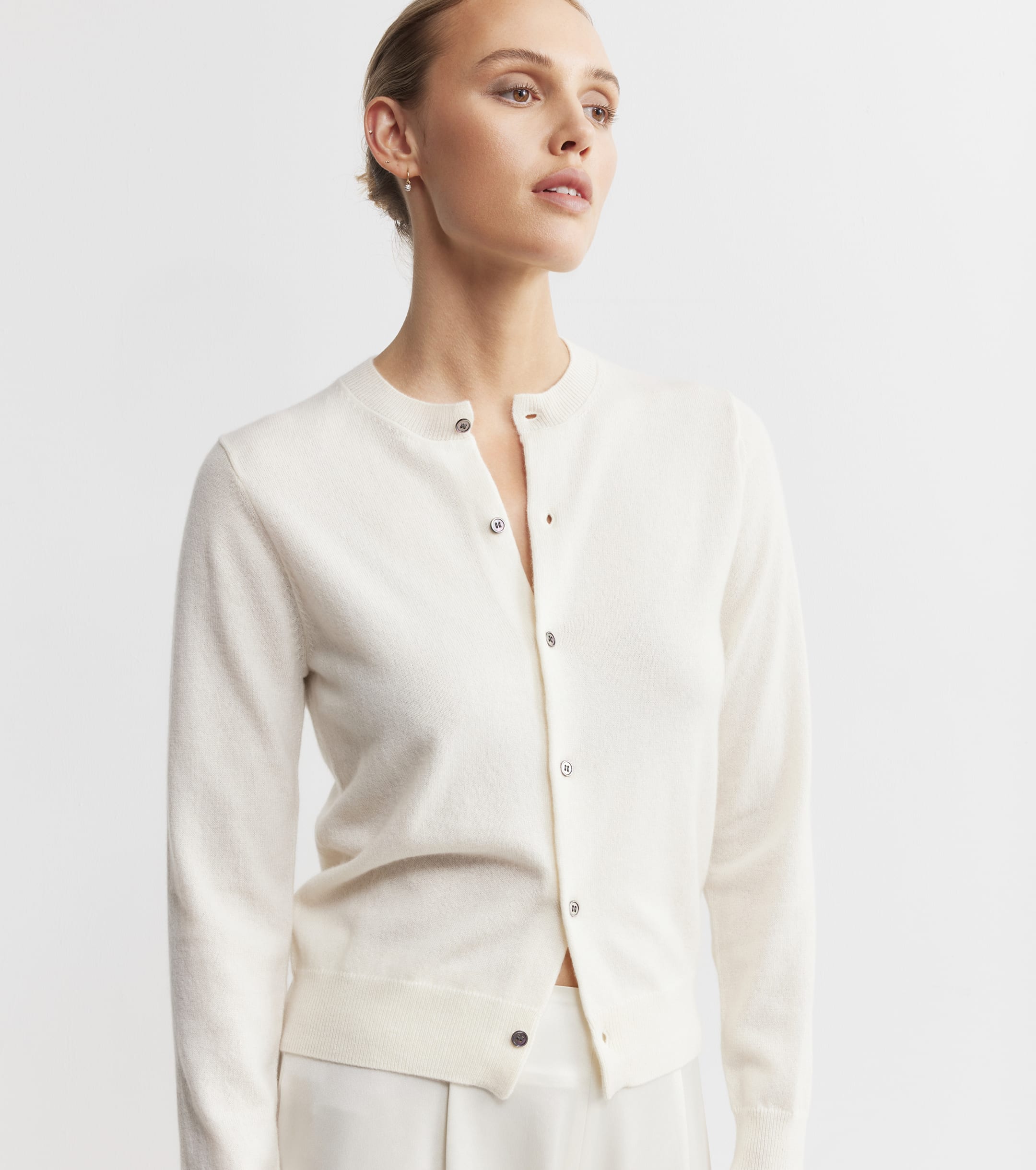 Essential Cashmere Crew Cardigan - Cream