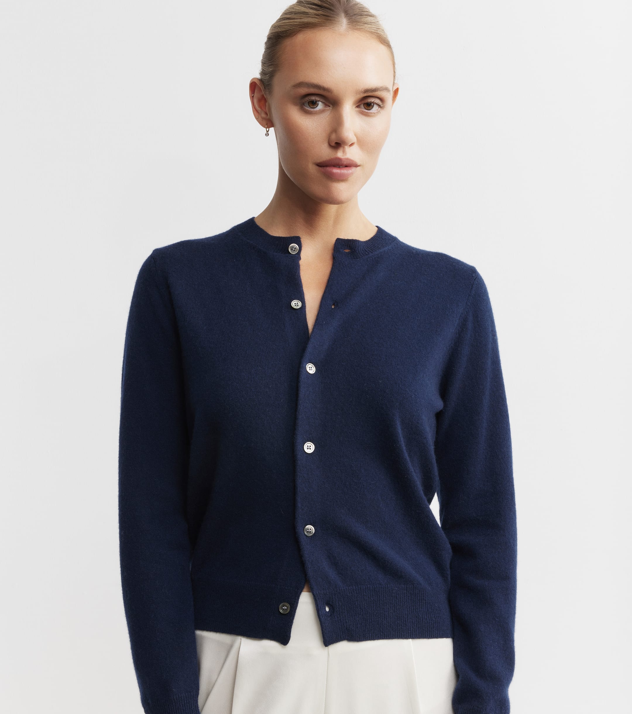 Essential Cashmere Crew Cardigan - Navy
