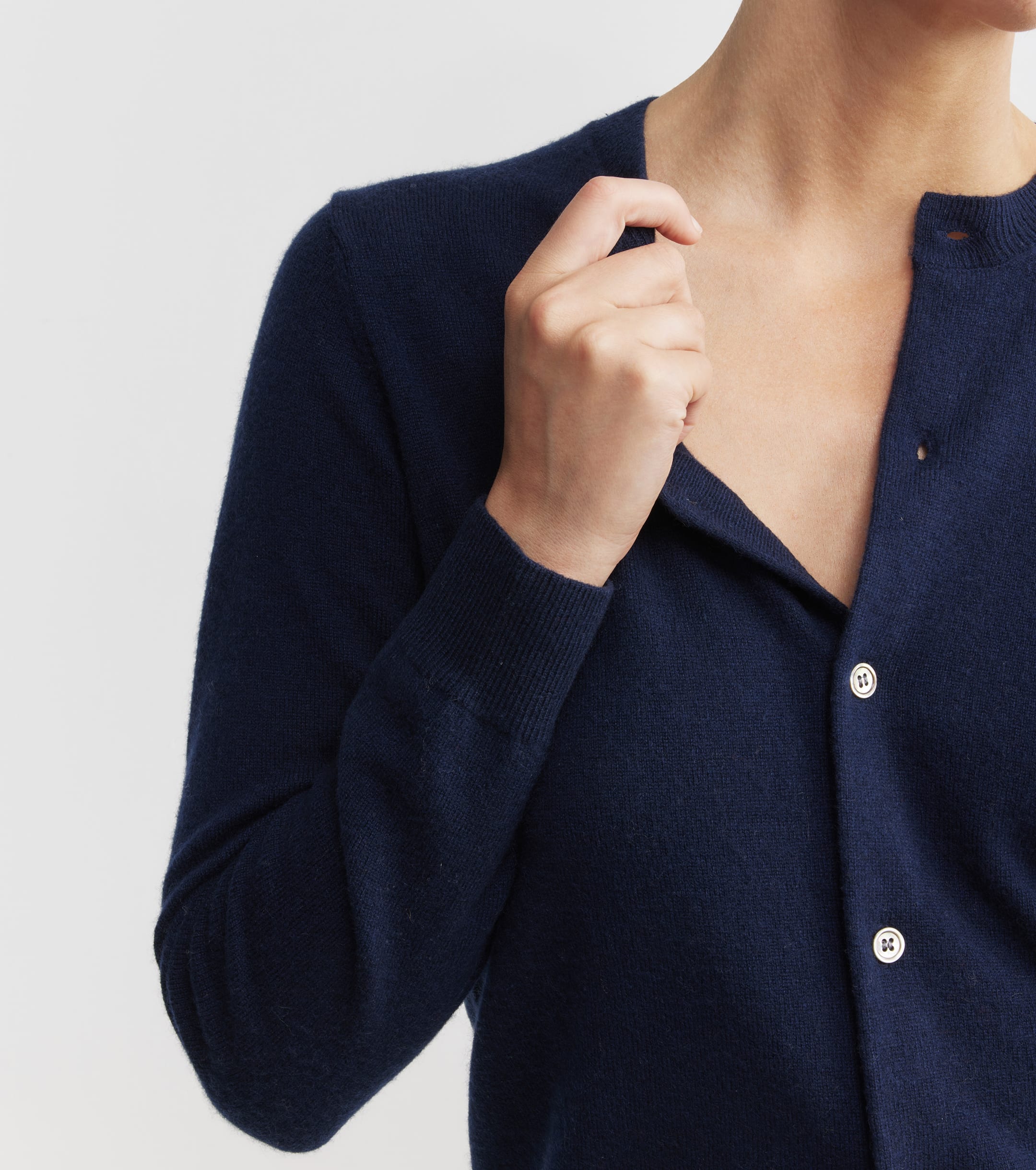 Essential Cashmere Crew Cardigan - Navy