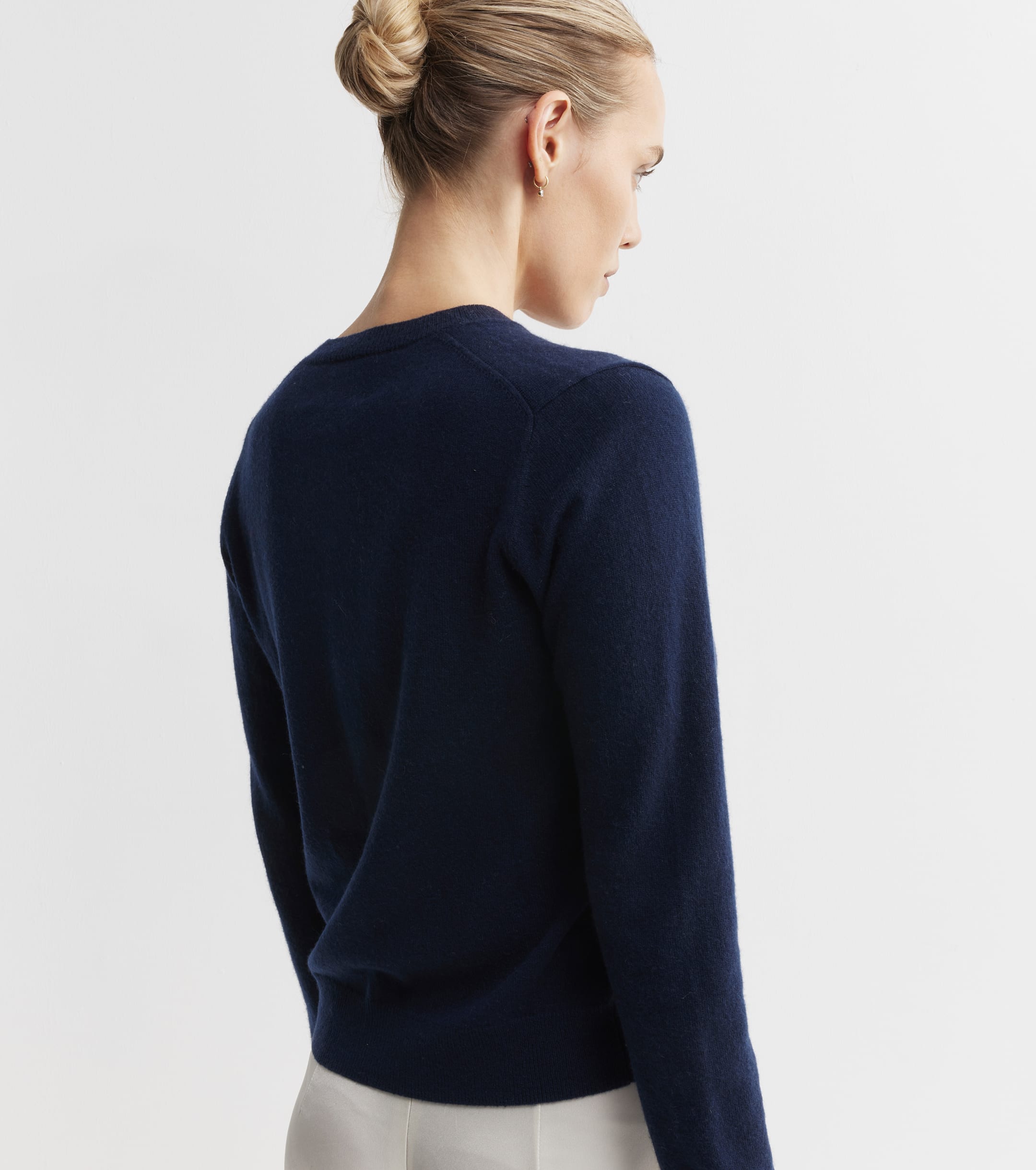 Essential Cashmere Crew Cardigan - Navy
