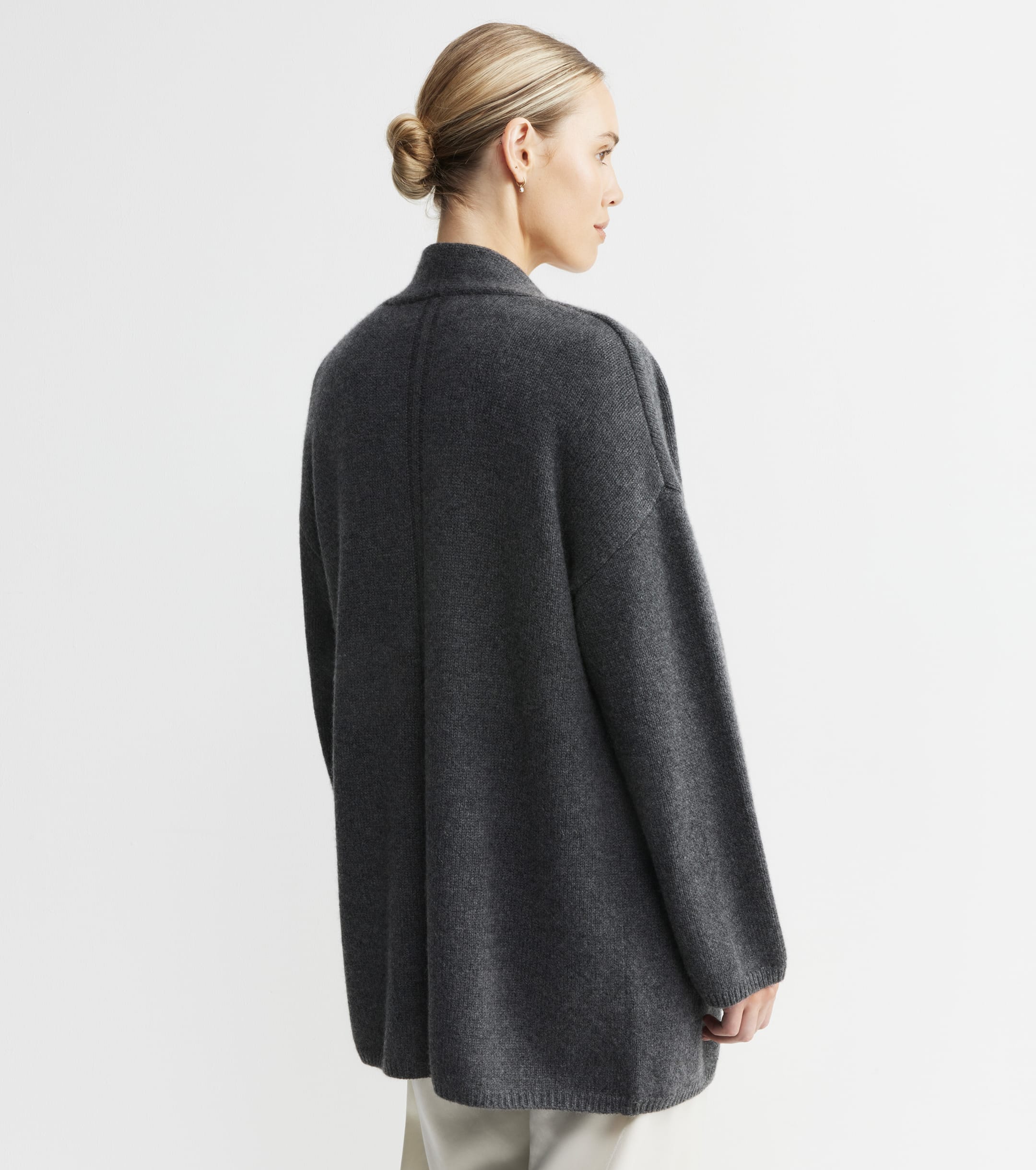 Luxe Cashmere Cardigan - Graphite