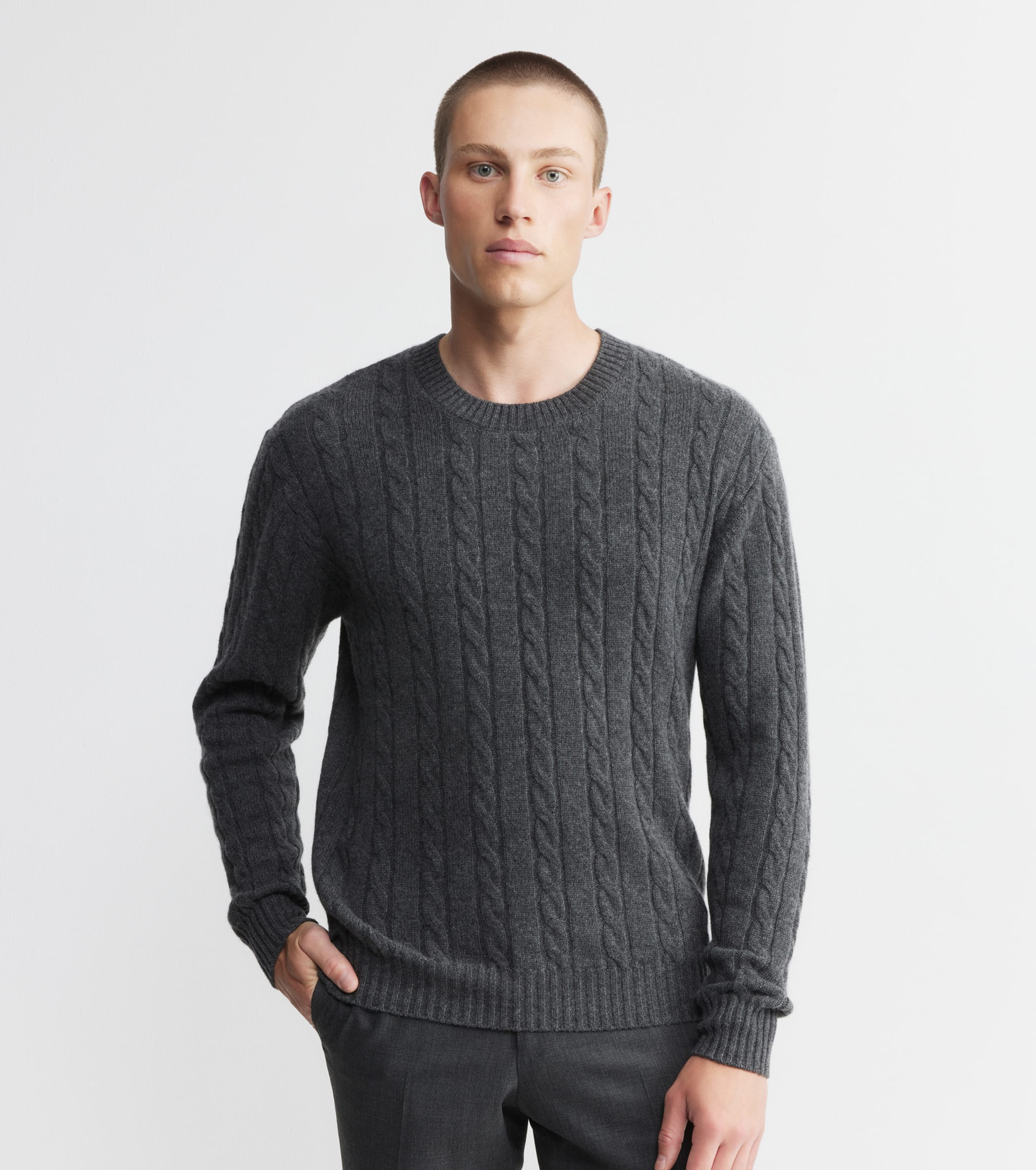 Mens Cashmere Cable Crew Sweater - Graphite