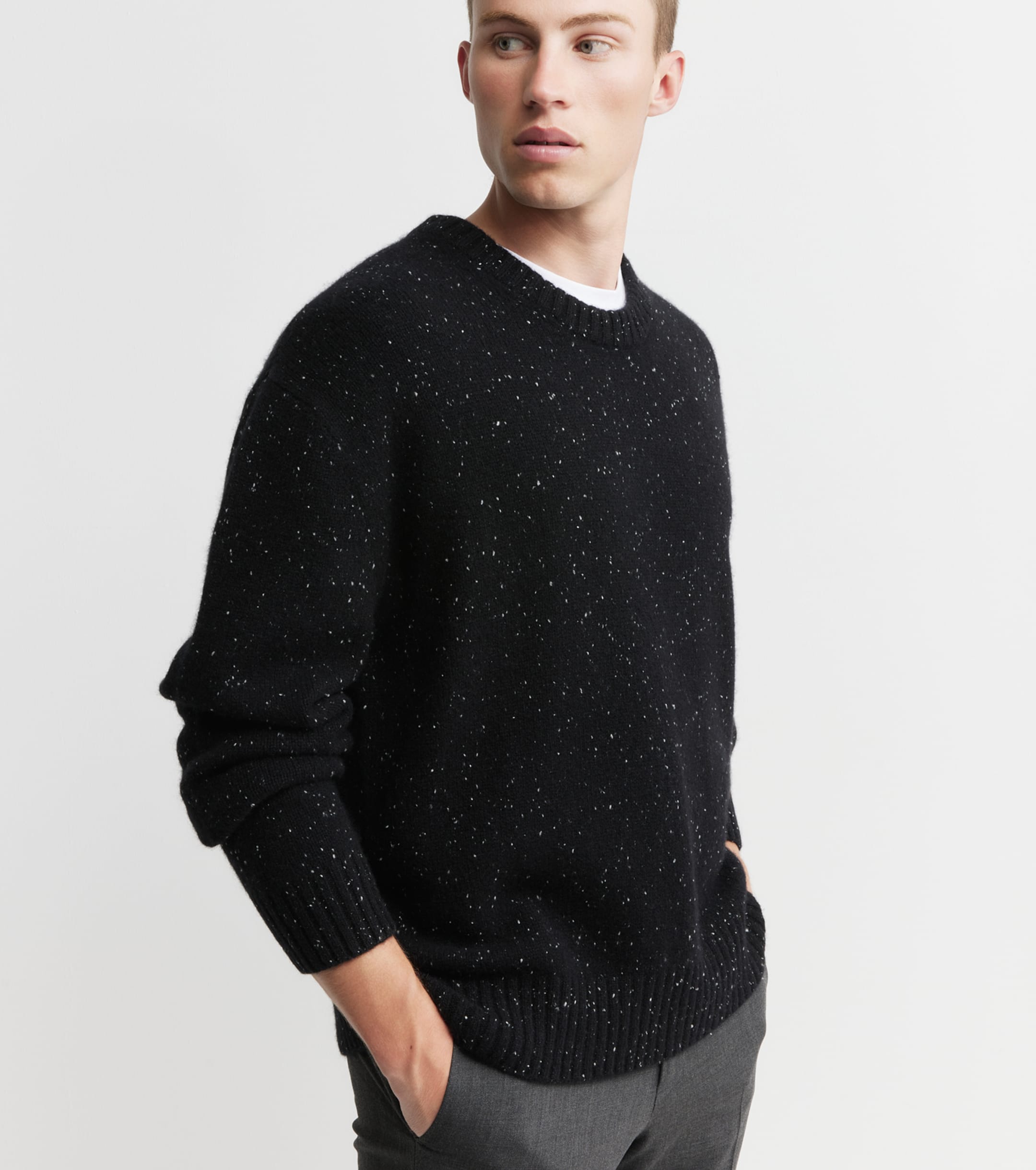 Mens Cashmere Relaxed Crew - Black Speckle