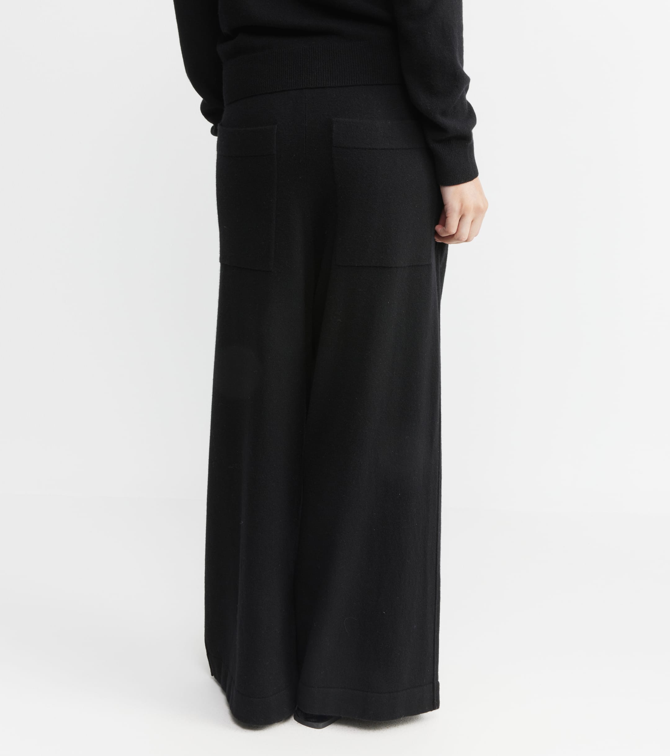 Cashmere Pleat Front Trouser - Black