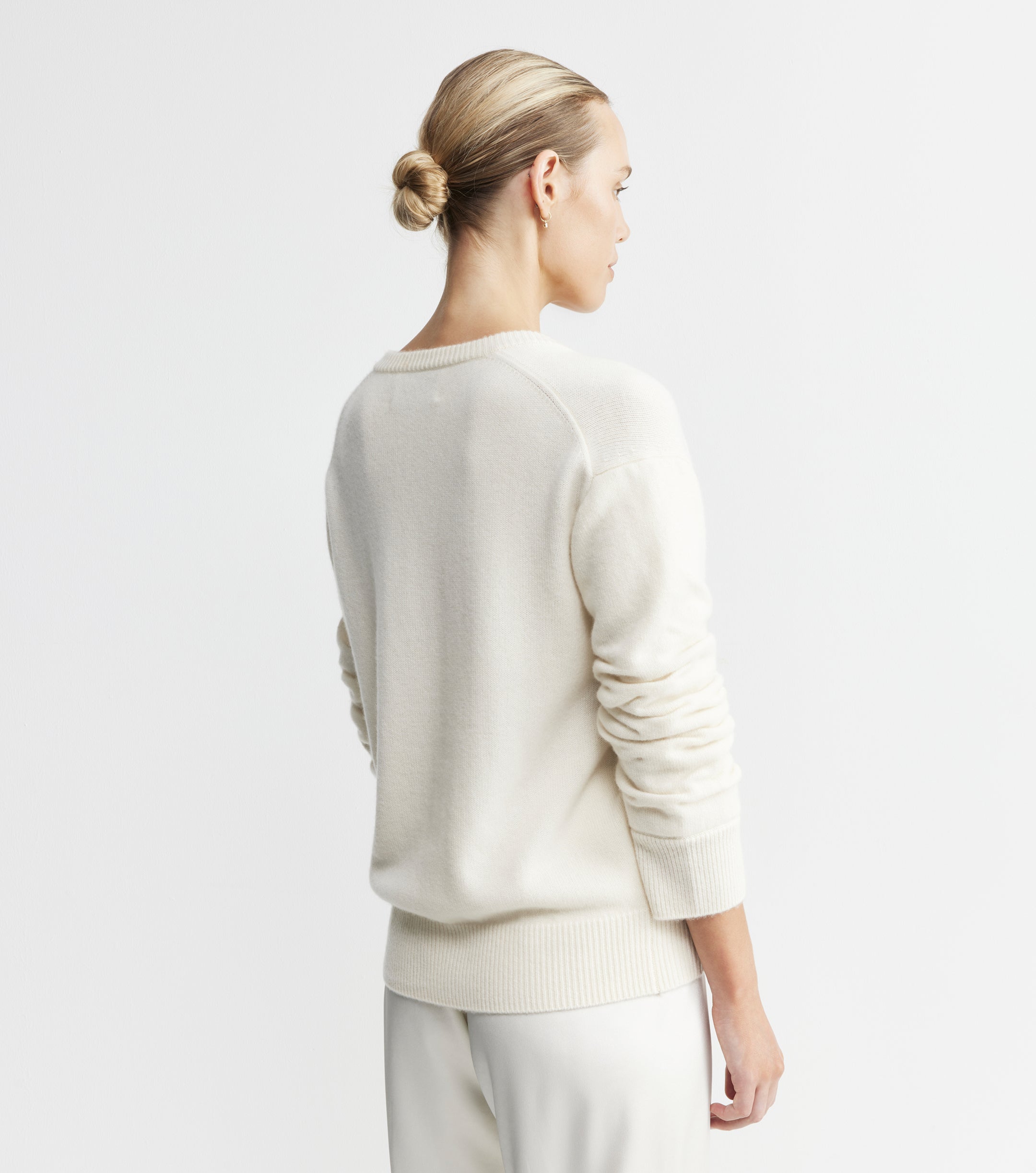 Cashmere V Neck with Ruched Sleeve - Cream