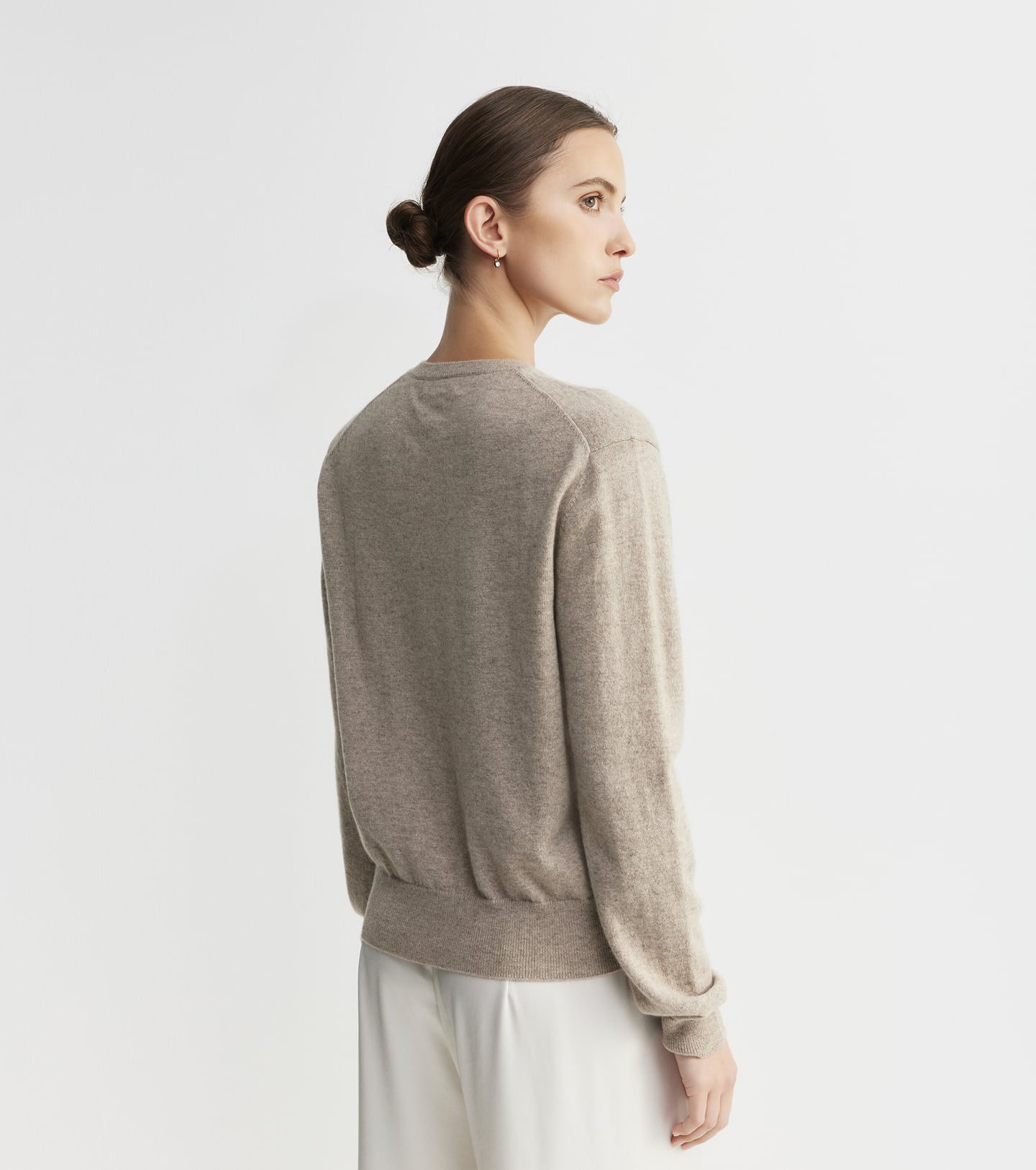 Signature Cashmere V-Neck - Birch