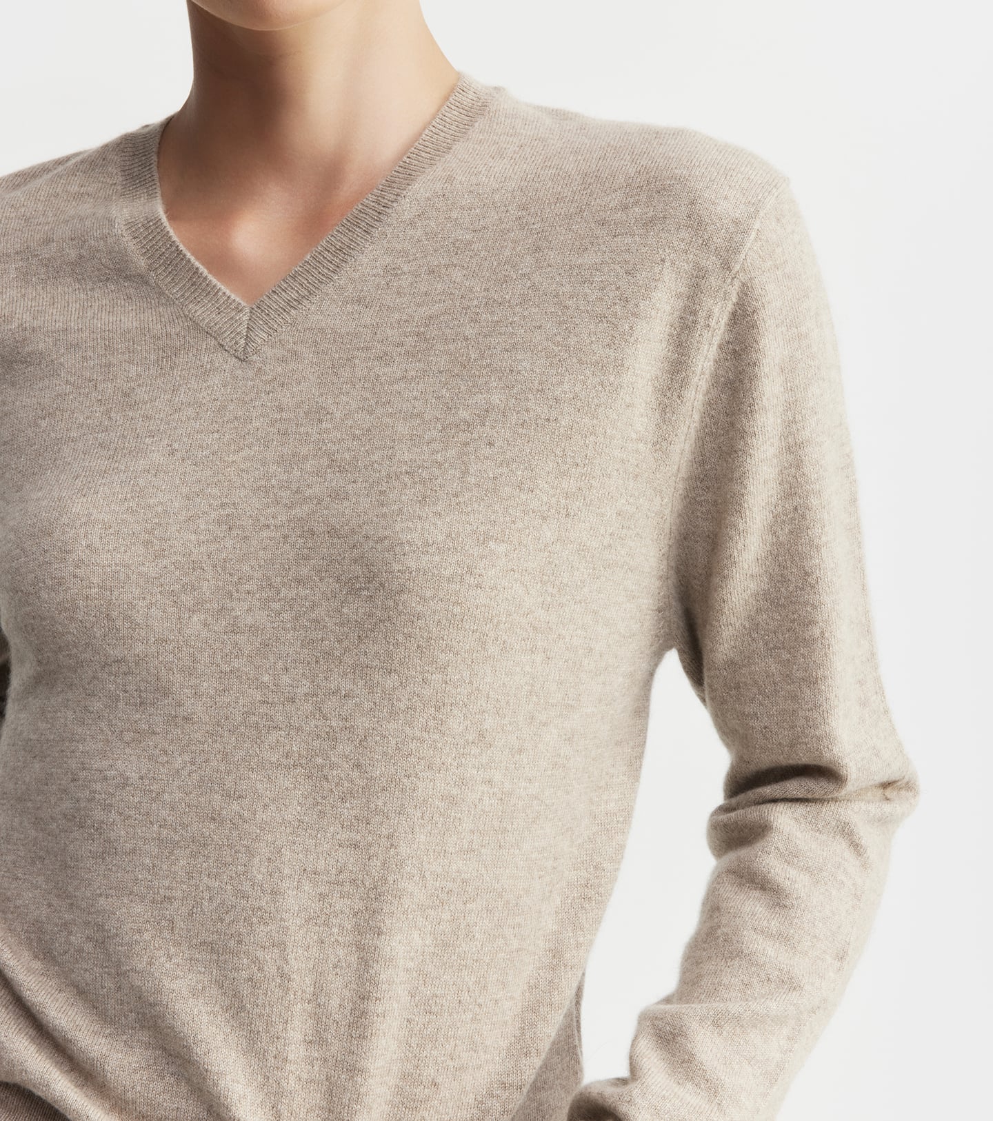 Signature Cashmere V-Neck - Birch