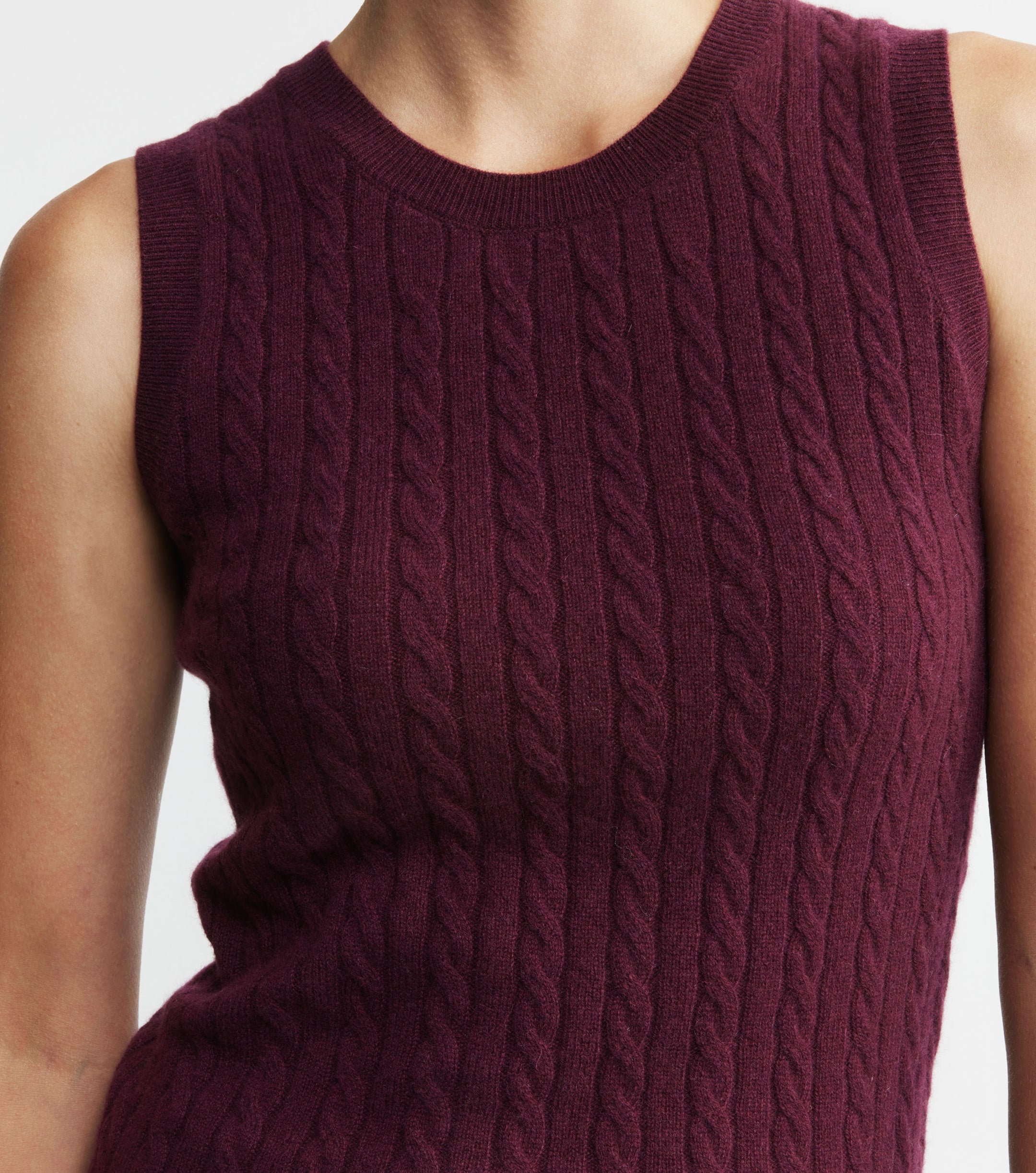 Cashmere Cable Tank - Burgundy