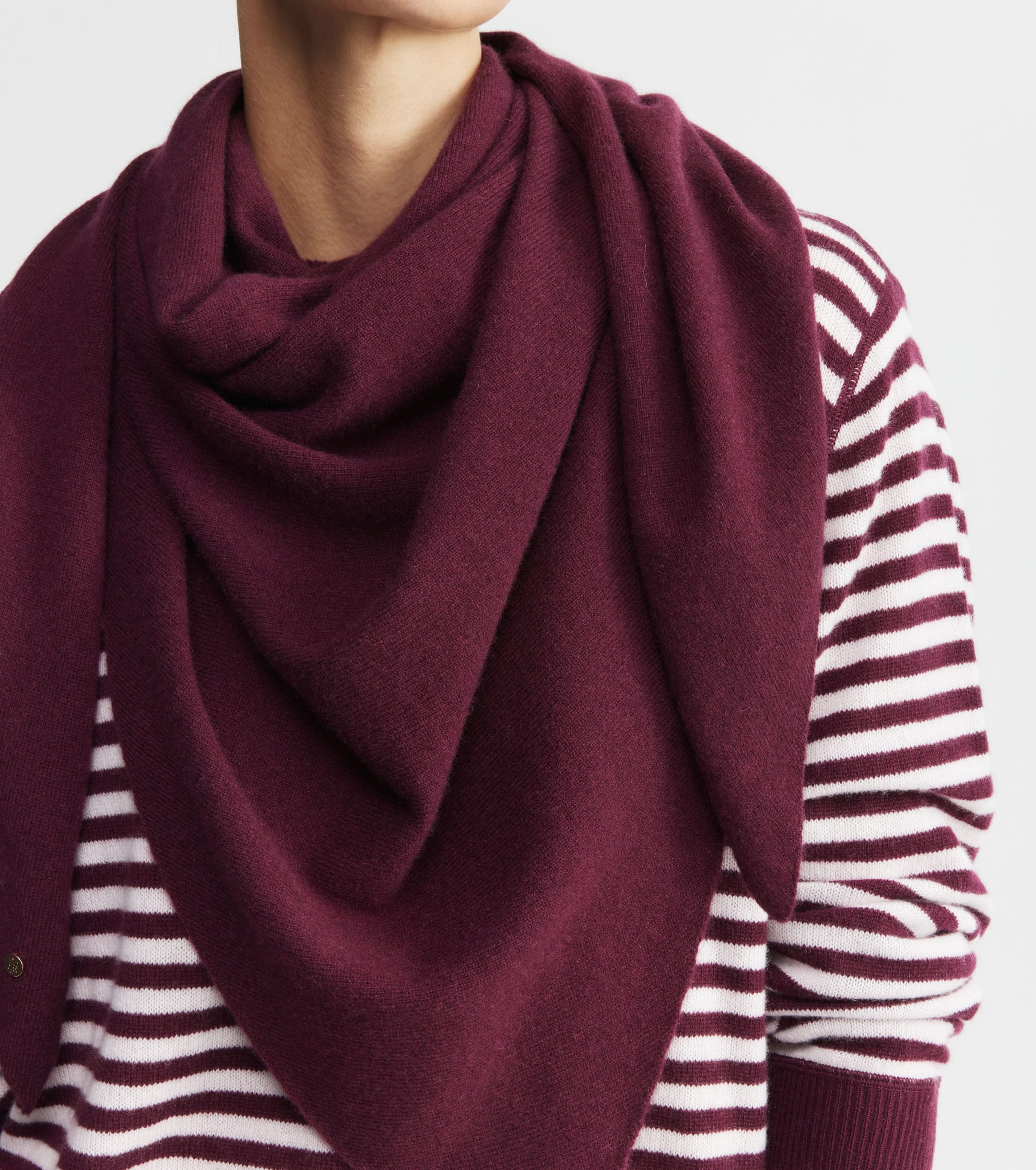 Cashmere Triangle Scarf - Burgundy