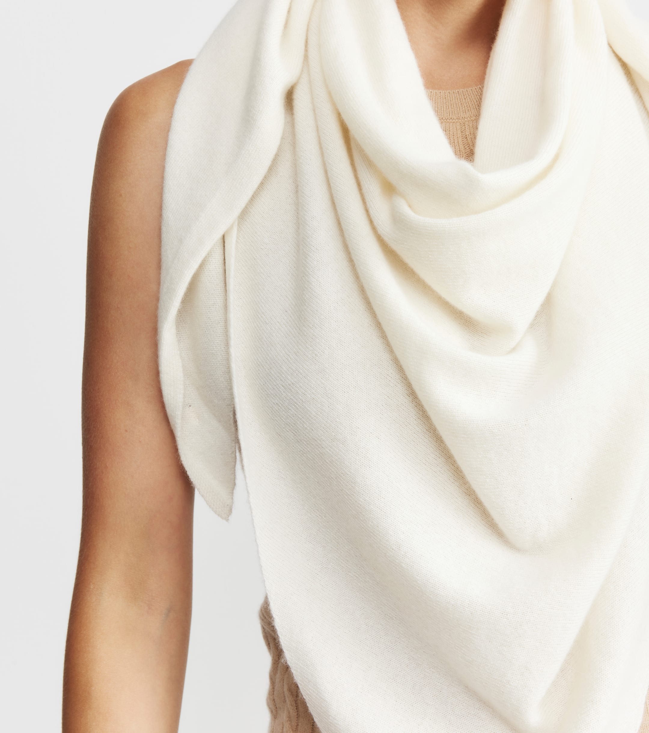 Cashmere Triangle Scarf - Cream