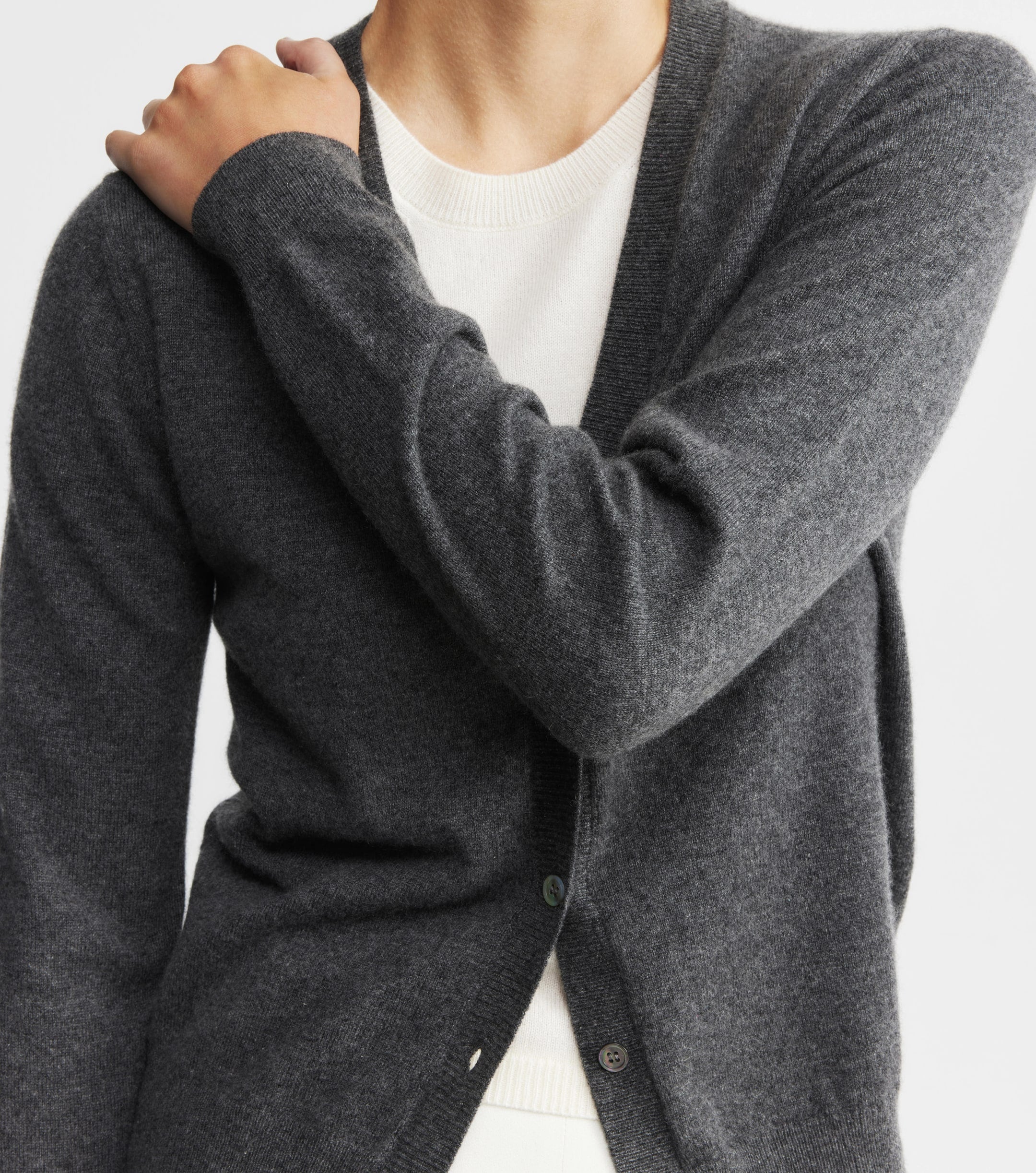 Essential Cashmere V Cardigan - Graphite