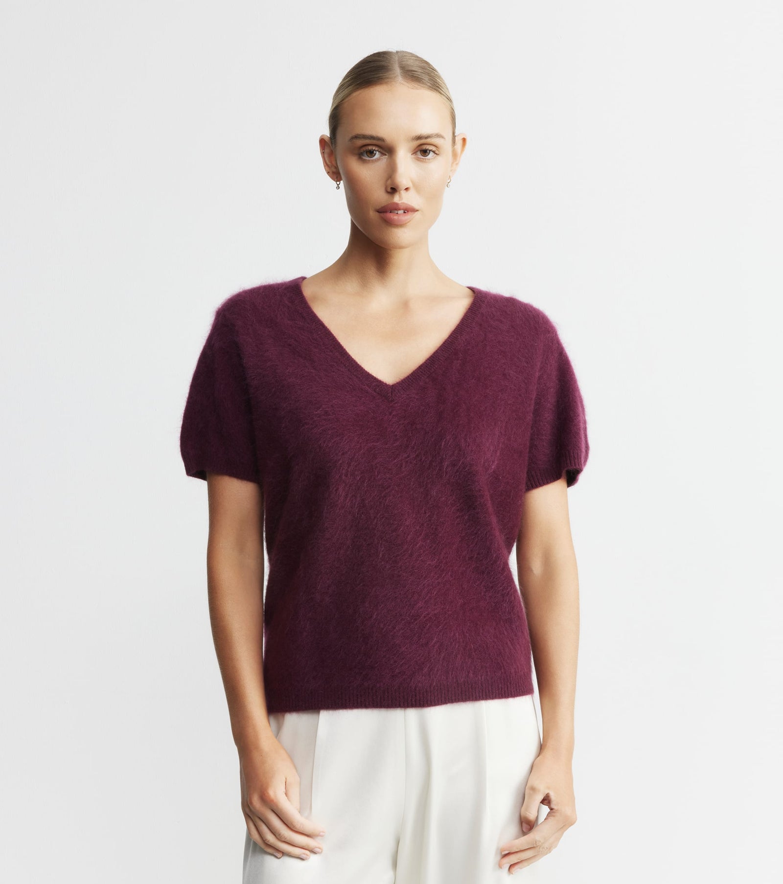 Brushed Cashmere V Tee - Burgundy