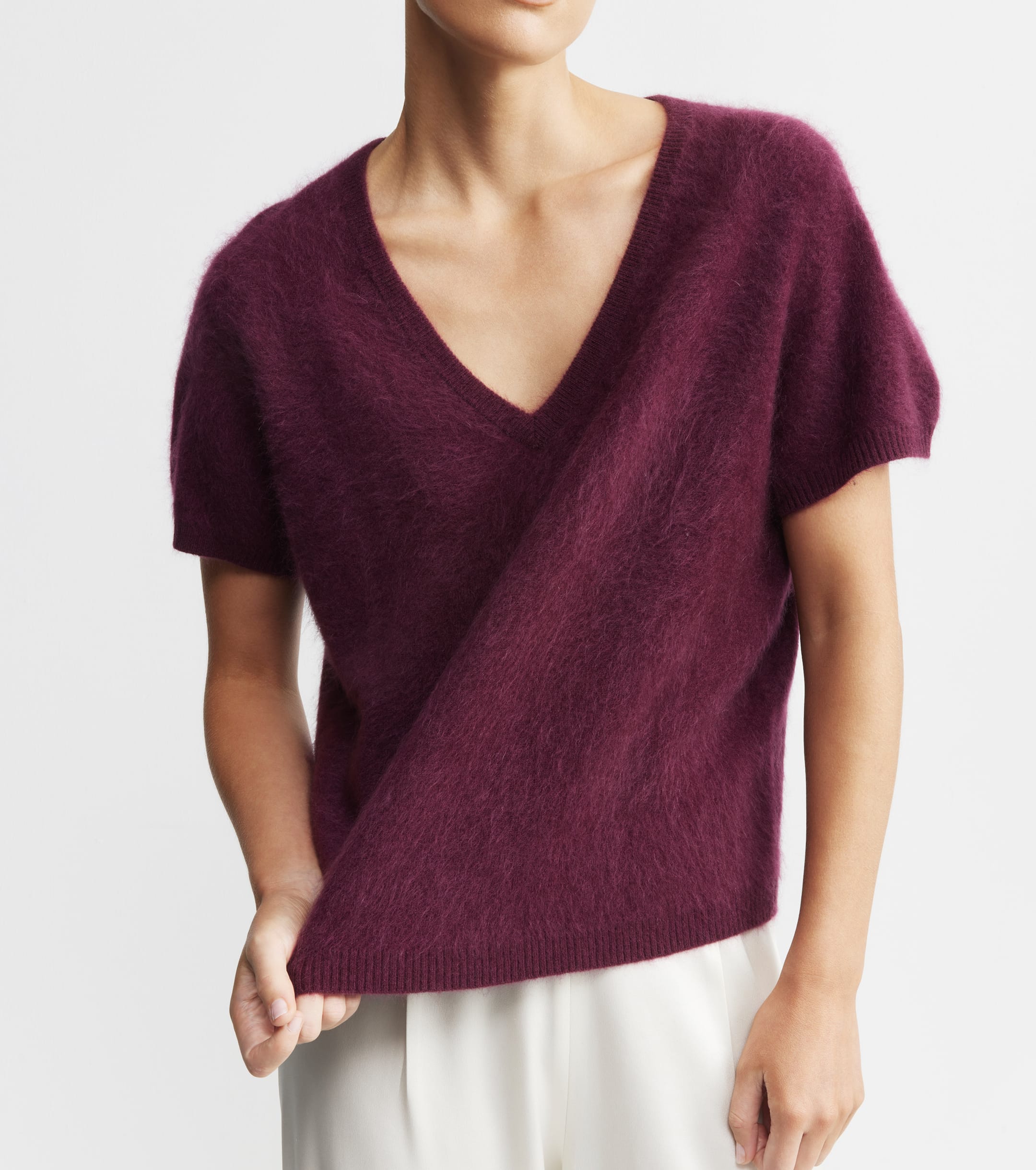 Brushed Cashmere V Tee - Burgundy