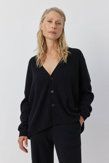  Relaxed Cashmere Cable Cardigan - Black