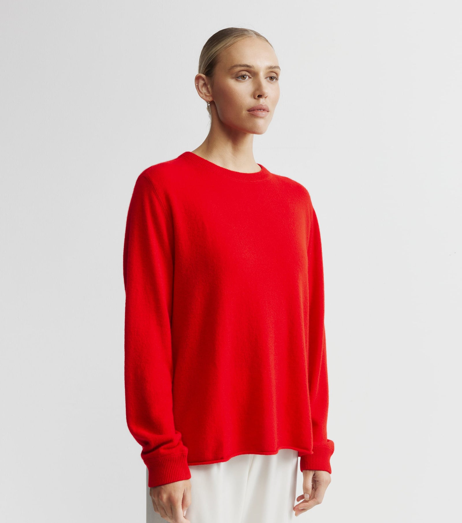 Cashmere Featherweight Oversize Crew - Red