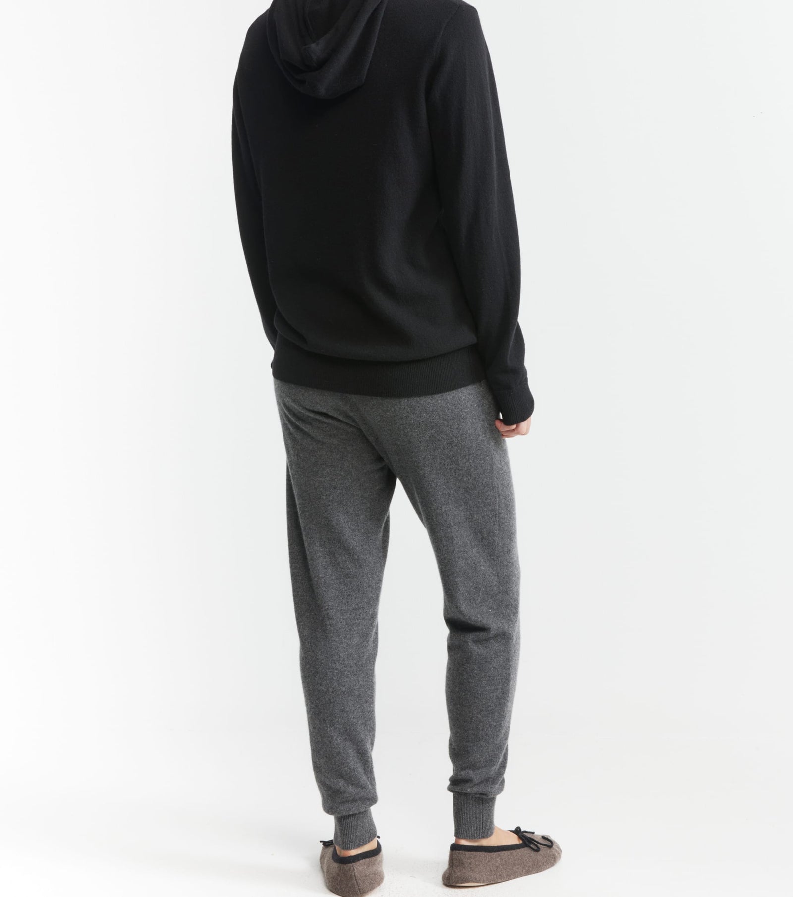 Essential Cashmere Jogger - Graphite
