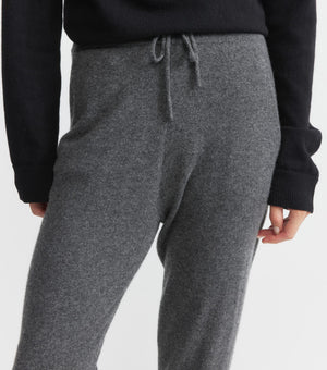 Essential Cashmere Jogger - Graphite