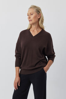  Relaxed Cashmere V Sweater - Cacao
