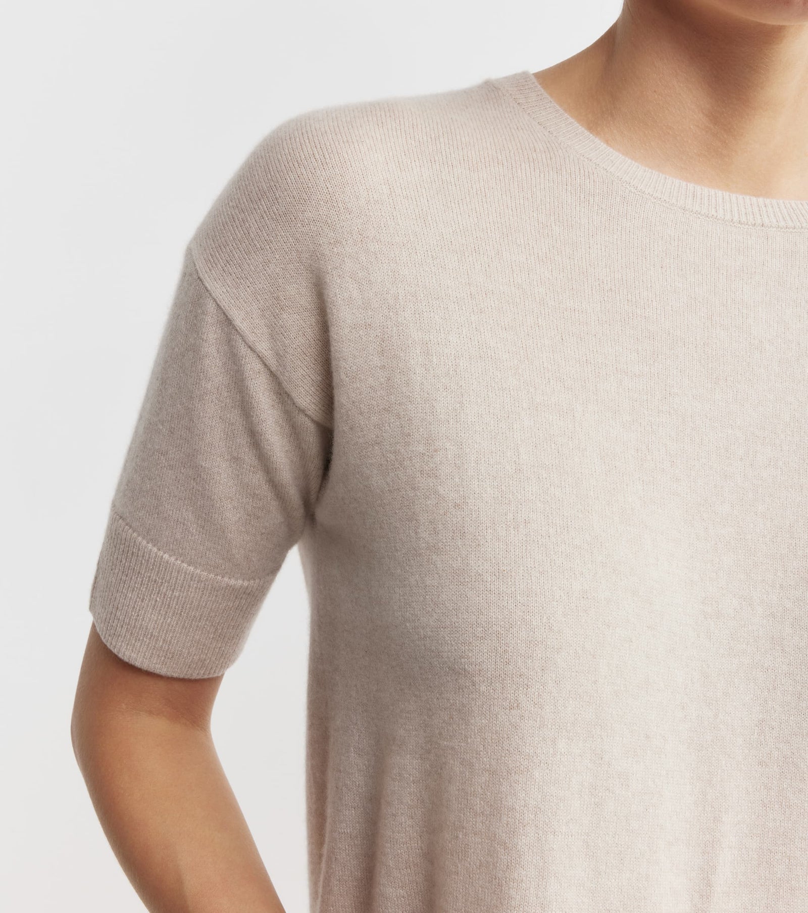 Essential Cashmere Crew Tee - Sand