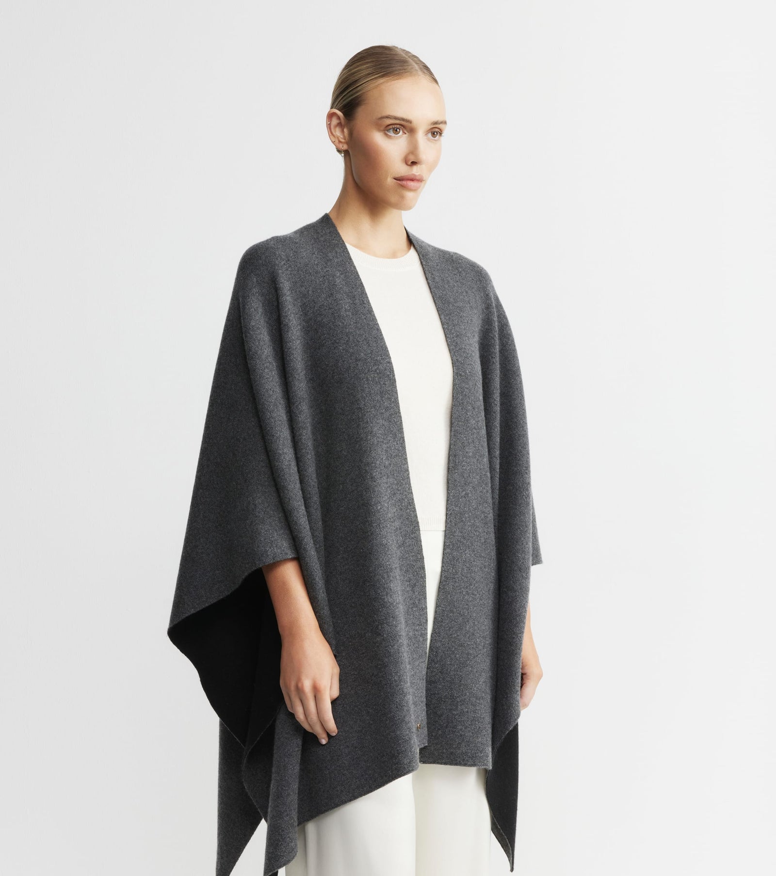 Cashmere Double Sided Cape - Black/Graphite
