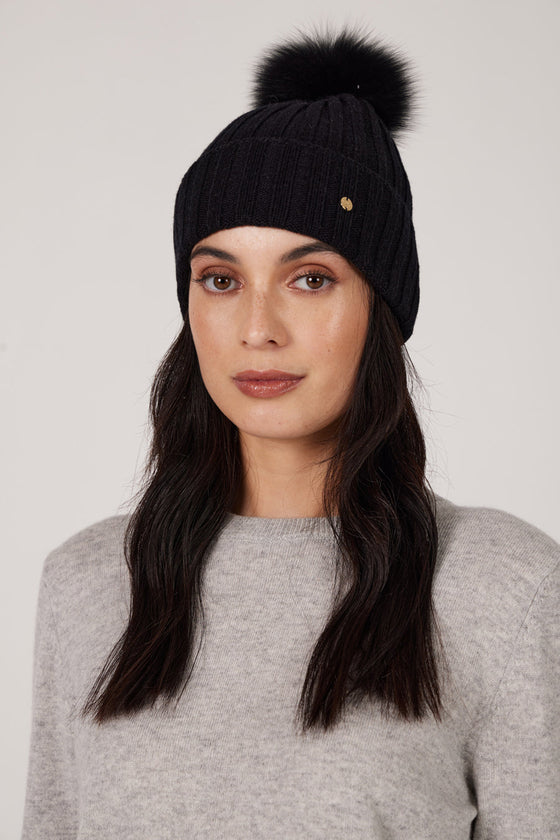 Cashmere Pom Pom Beanie - Black