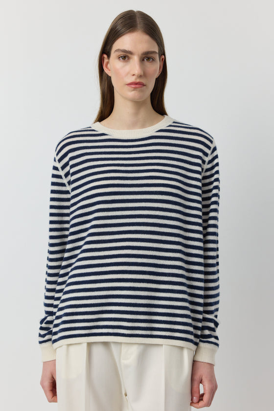 Cashmere Featherweight Oversize Stripe Crew - Navy/Cream