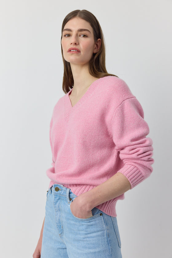 Luxe  Cashmere V Neck Sweater - Pink Melange