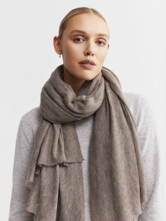 Cashmere Fine Diagonal Wrap - Walnut