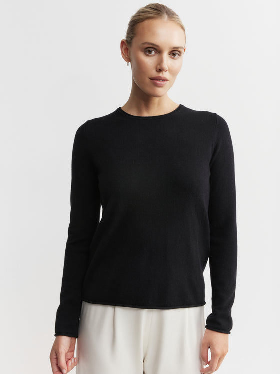 Essential Cashmere Crew Sweater - Black