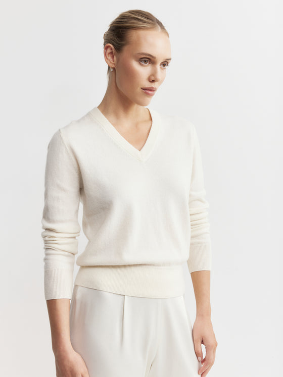 Essential Cashmere Rib V Sweater - Cream