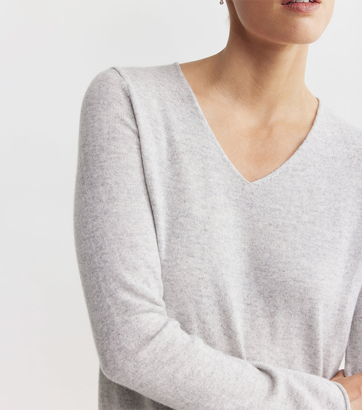 Essential Cashmere V Sweater - Grey Melange