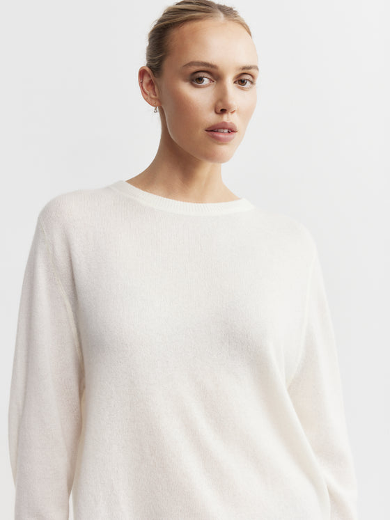 Cashmere Featherweight Oversize Crew - Cream